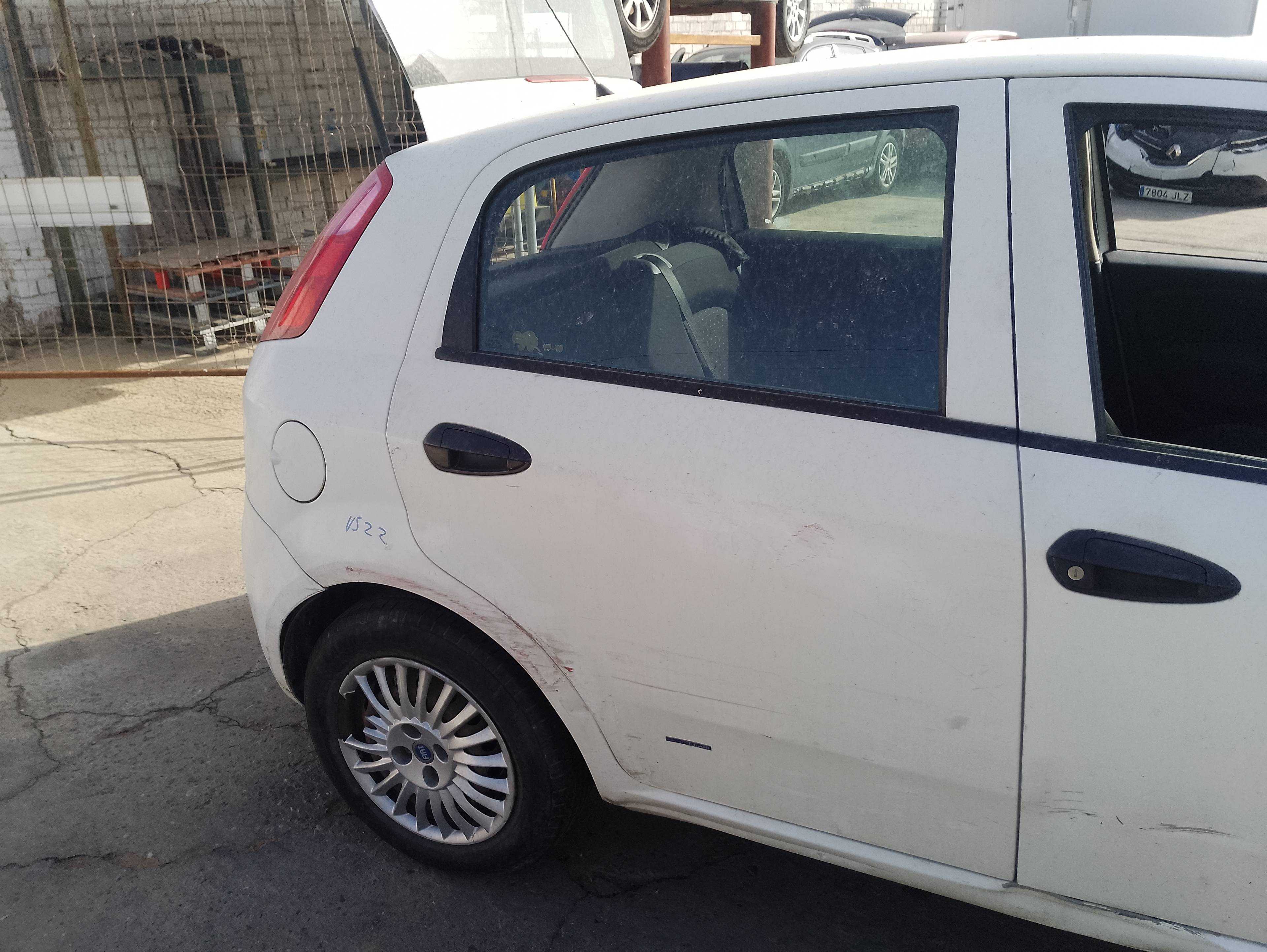 Recambio de puerta trasera derecha para fiat grande punto (199) 1.3 16v multijet active (55kw) referencia OEM IAM   