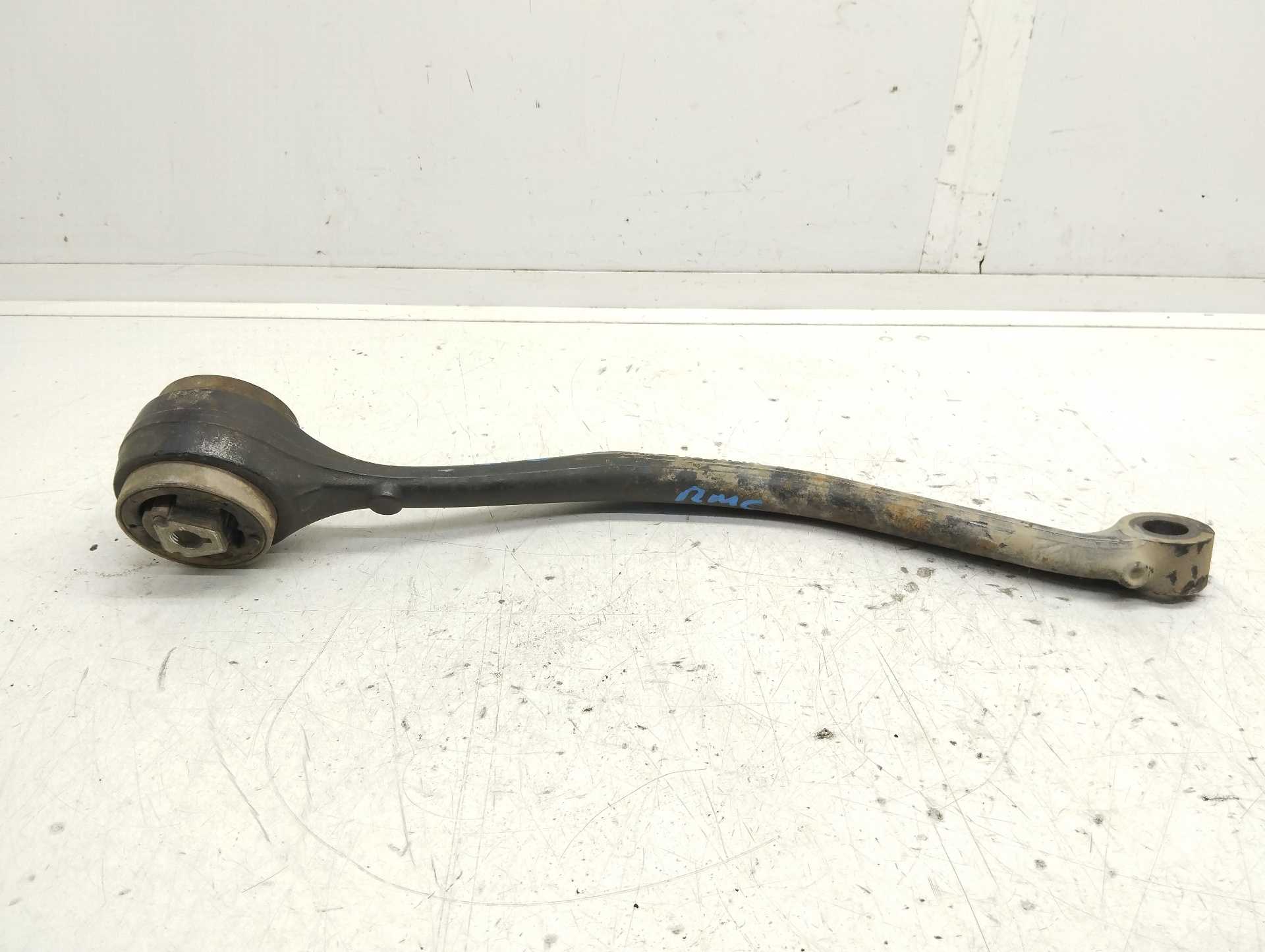 Recambio de brazo suspension inferior delantero izquierdo para bmw x3 (e83) 2.0d referencia OEM IAM 3412141 31103443127 