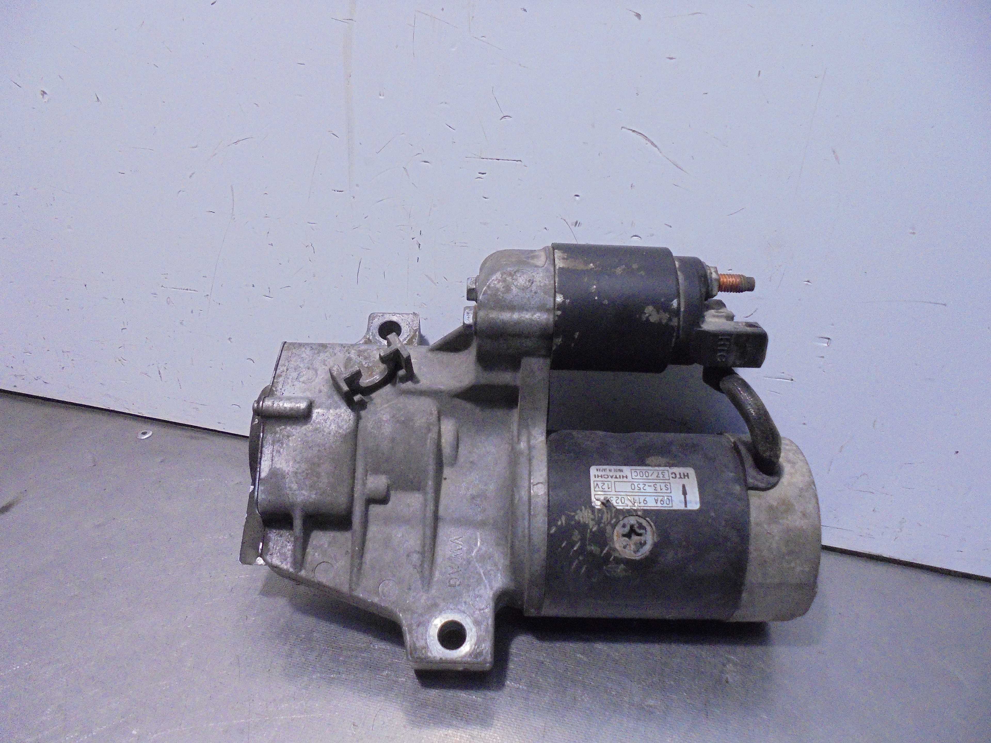 Recambio de motores de arranque para volkswagen golf iv berlina (1j1) 1.9 tdi referencia OEM IAM 09A911023 HITACHI 