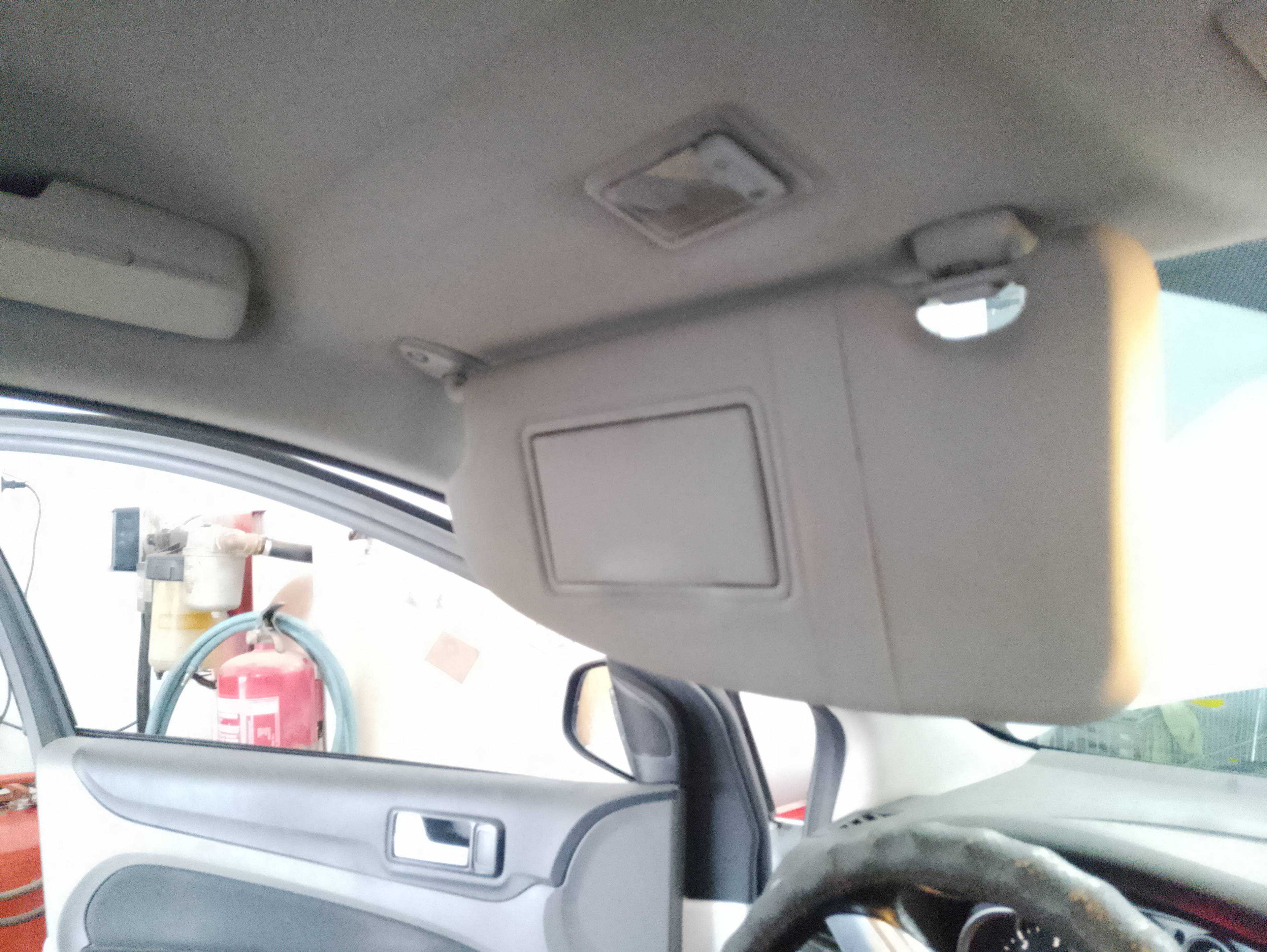 Recambio de parasol izquierdo para ford focus berlina (cap) ambiente (d) referencia OEM IAM   