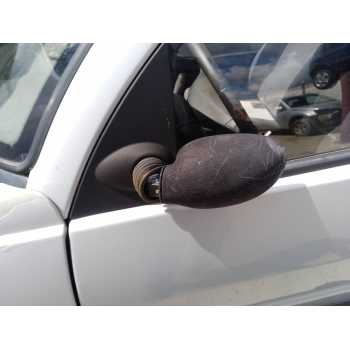 RETROVISOR IZQUIERDO 