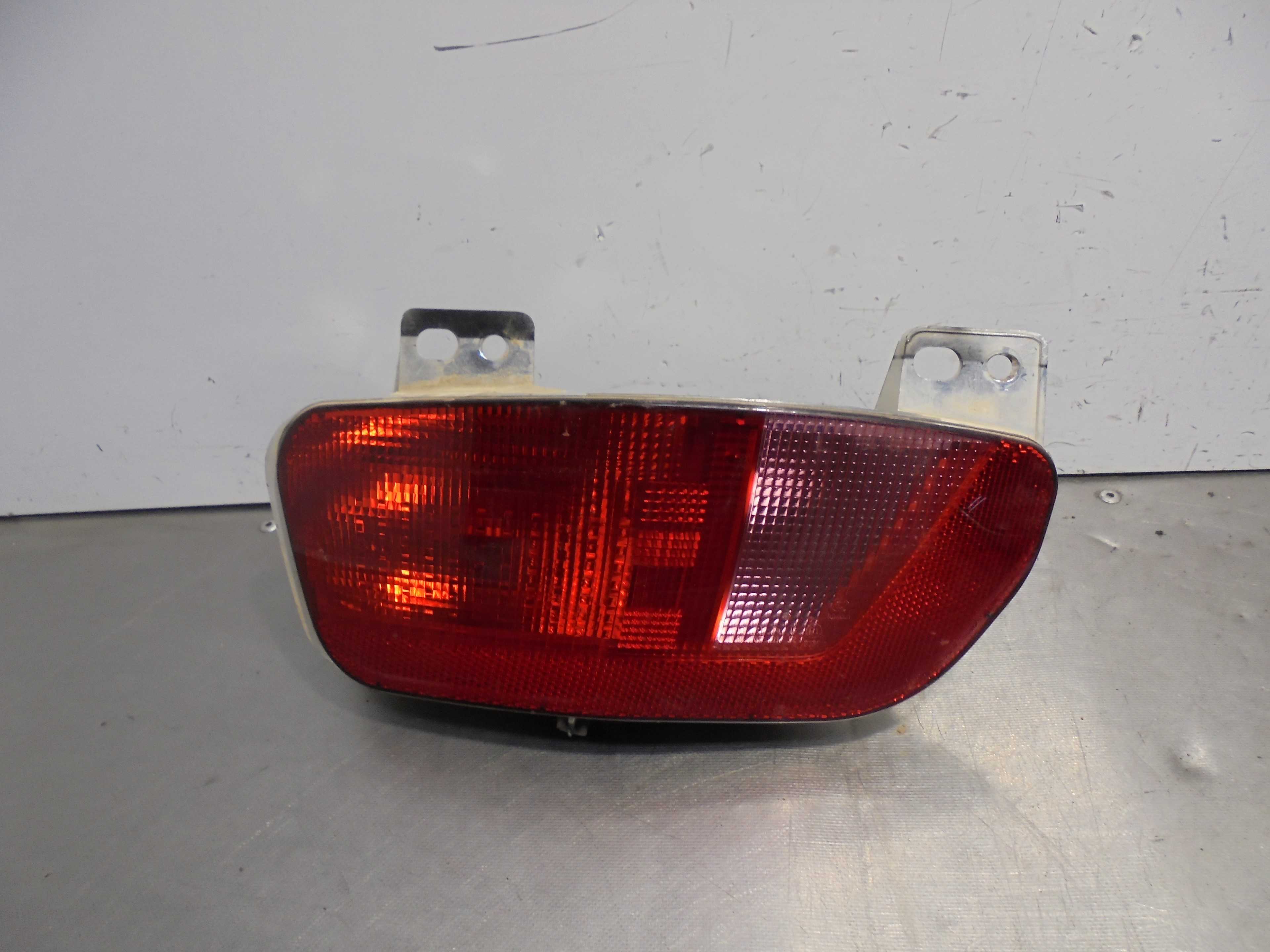 Recambio de faro antiniebla trasero izquierdo para citroën c4 picasso exclusive referencia OEM IAM  HELLA 