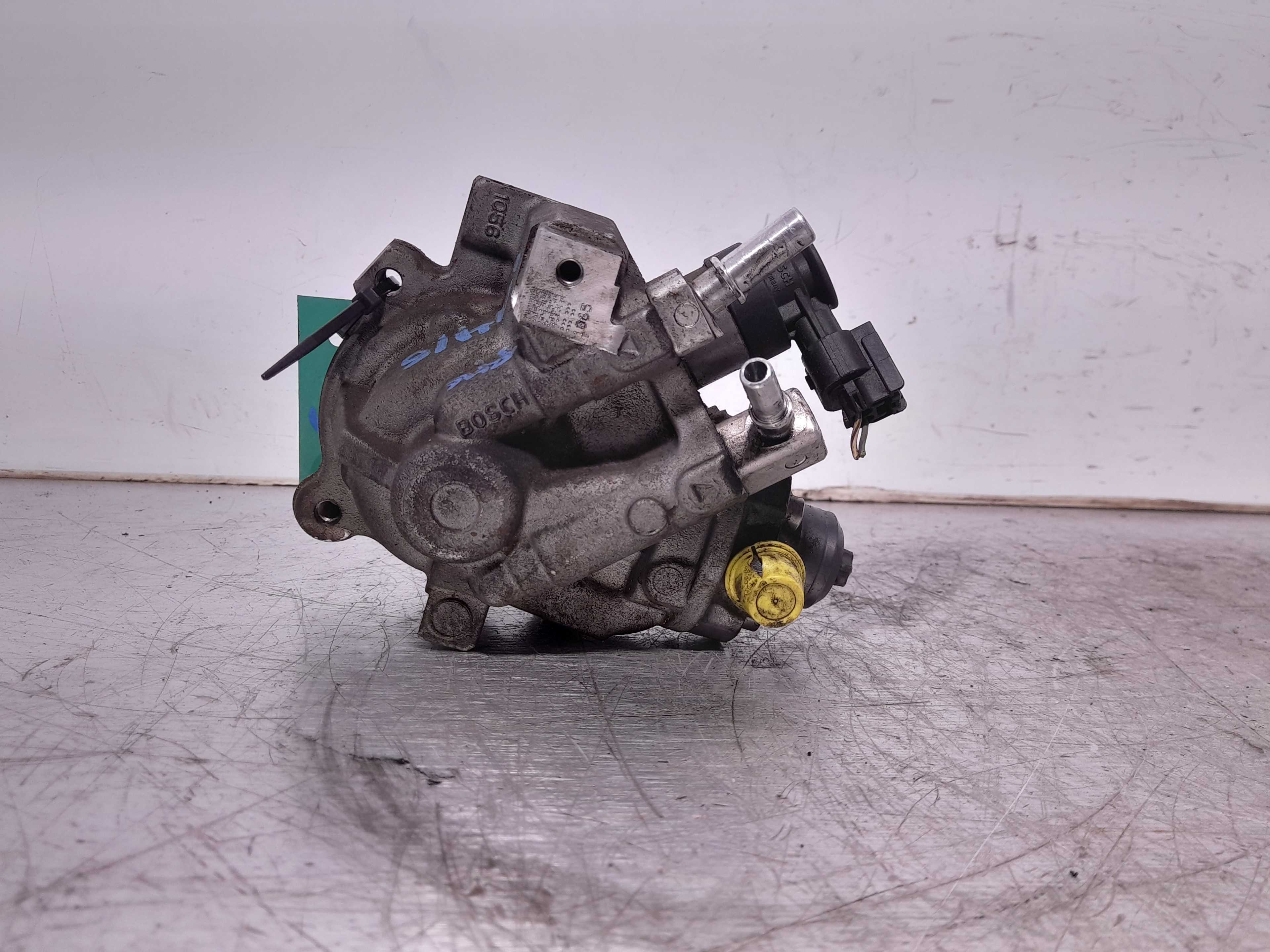Recambio de bomba inyeccion para ford transit connect furgon 200 l1 ambiente referencia OEM IAM 0445010592  