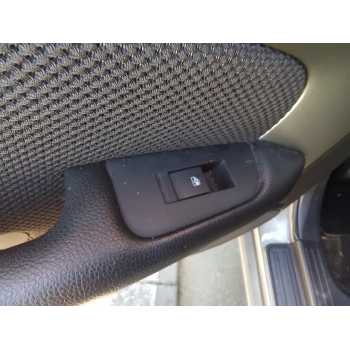 Recambio de mando elevalunas trasero izquierdo para chevrolet epica 2.0 diesel cat referencia OEM IAM   