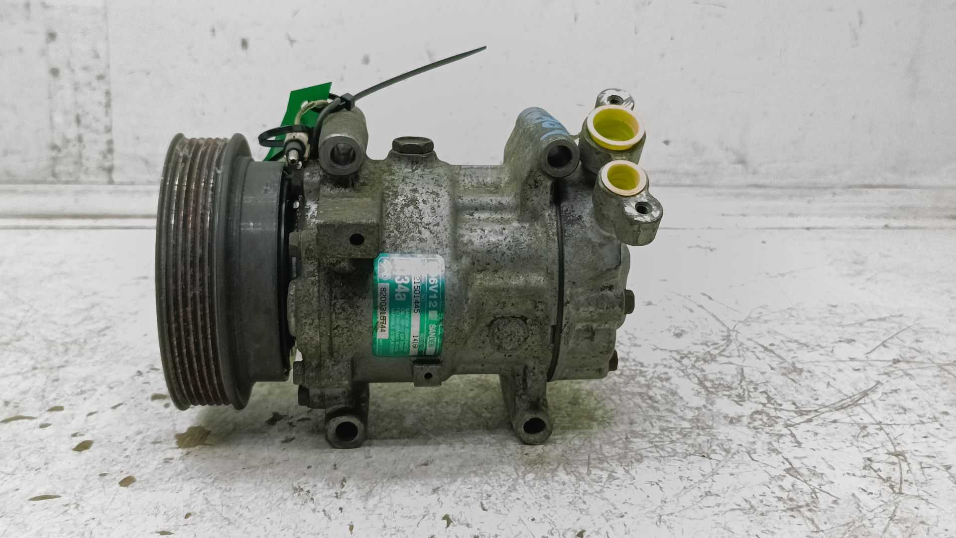 Recambio de compresor aire acondicionado para renault kangoo (f/kc0) authentique oasis referencia OEM IAM 8200315744  