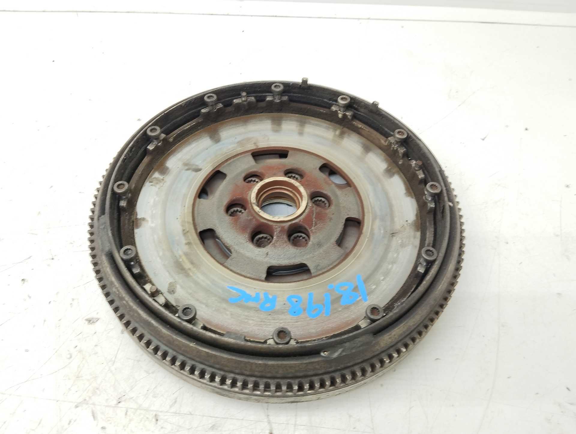 Recambio de volante motor para seat toledo (1m2) 1.9 tdi referencia OEM IAM 028105264K  