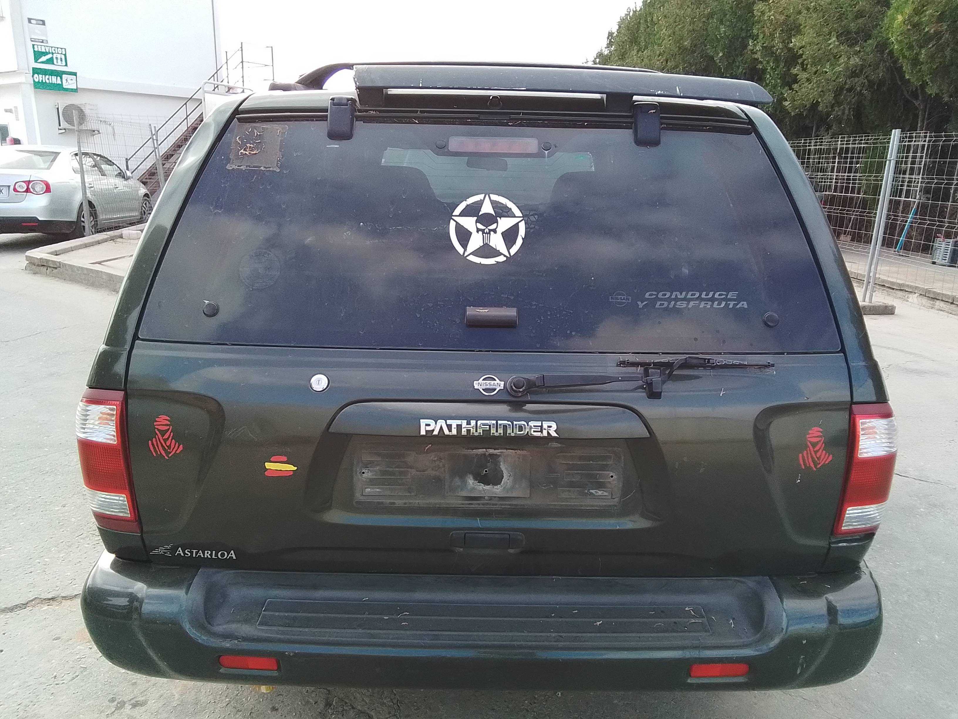 Recambio de porton trasero para nissan pathfinder (r50) 3.3 v6 automático referencia OEM IAM   