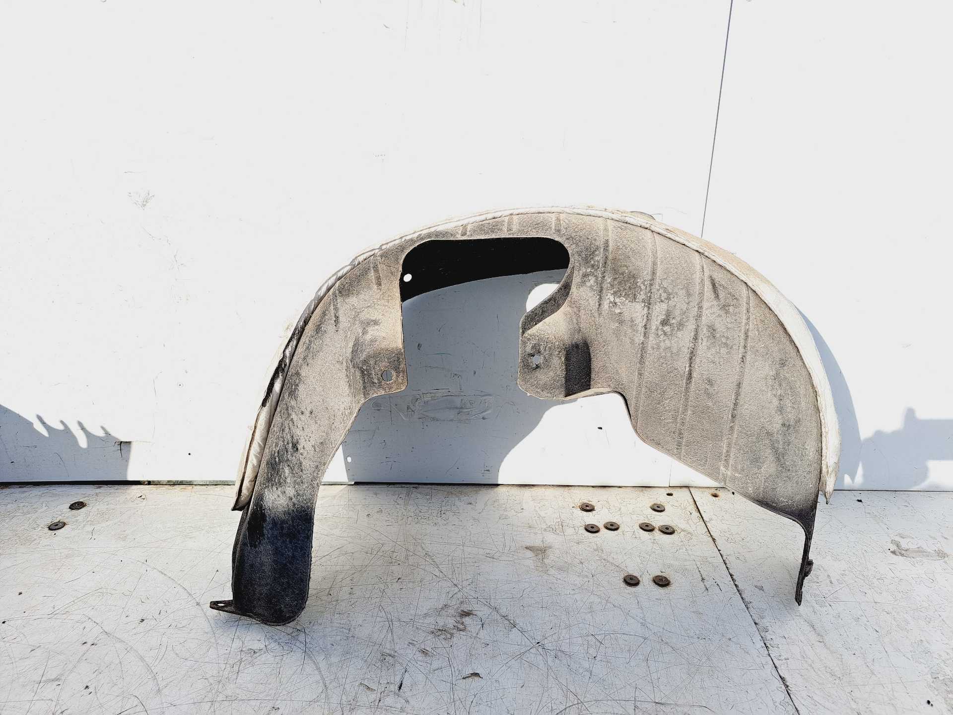 Recambio de paso rueda trasero izquierdo para hyundai tucson 1.6 crdi cat referencia OEM IAM   