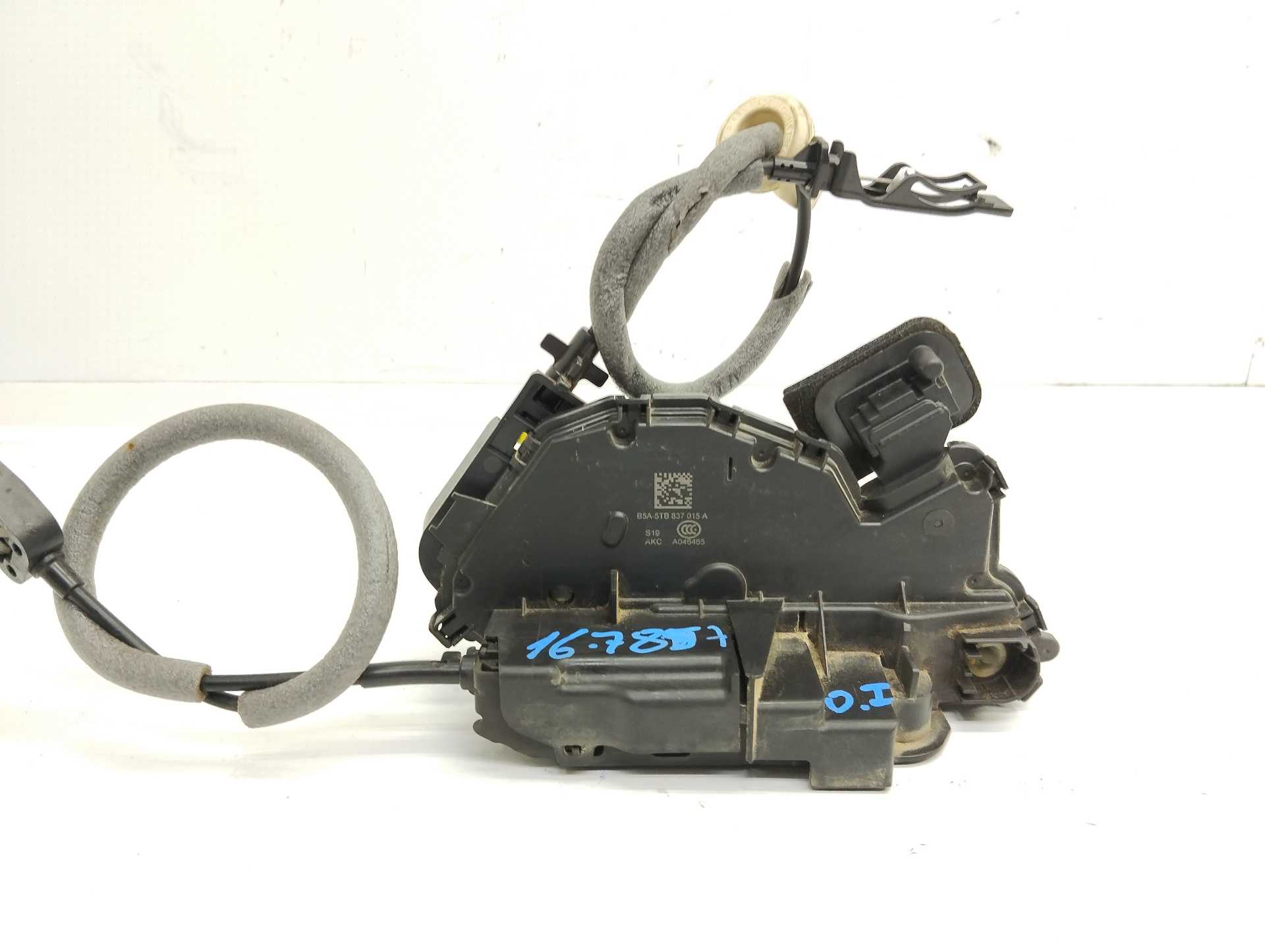 Recambio de cerradura puerta delantera izquierda para volkswagen golf vii lim. 2.0 tsi referencia OEM IAM 5TB837015A A046465 