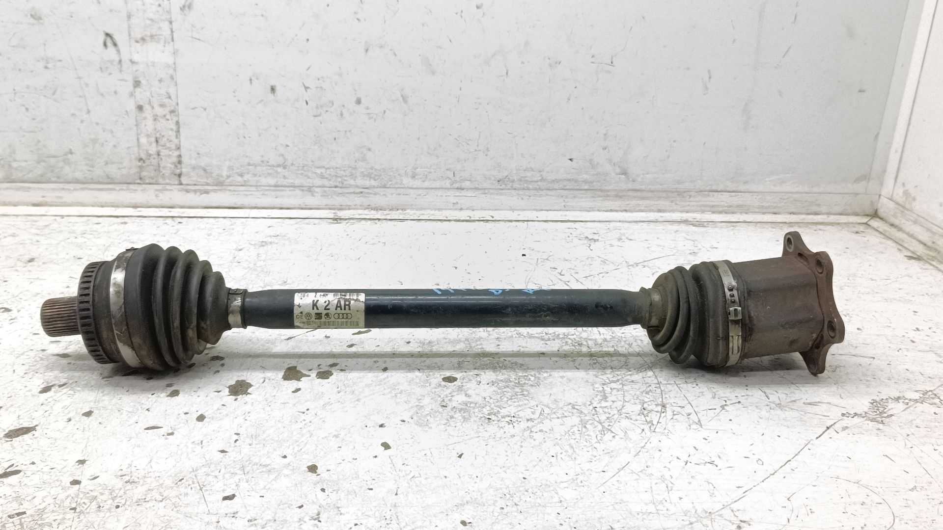 Recambio de transmision delantera izquierda para audi a4 berlina (8e) 2.0 referencia OEM IAM 8E0407271  
