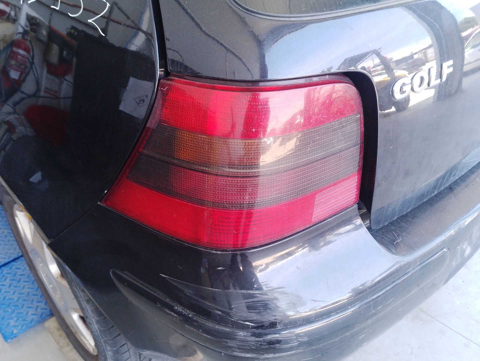Recambio de piloto trasero izquierdo para volkswagen golf iv variant (1j5) 1.6 referencia OEM IAM 1J6945095Q / 1J6945095S  
