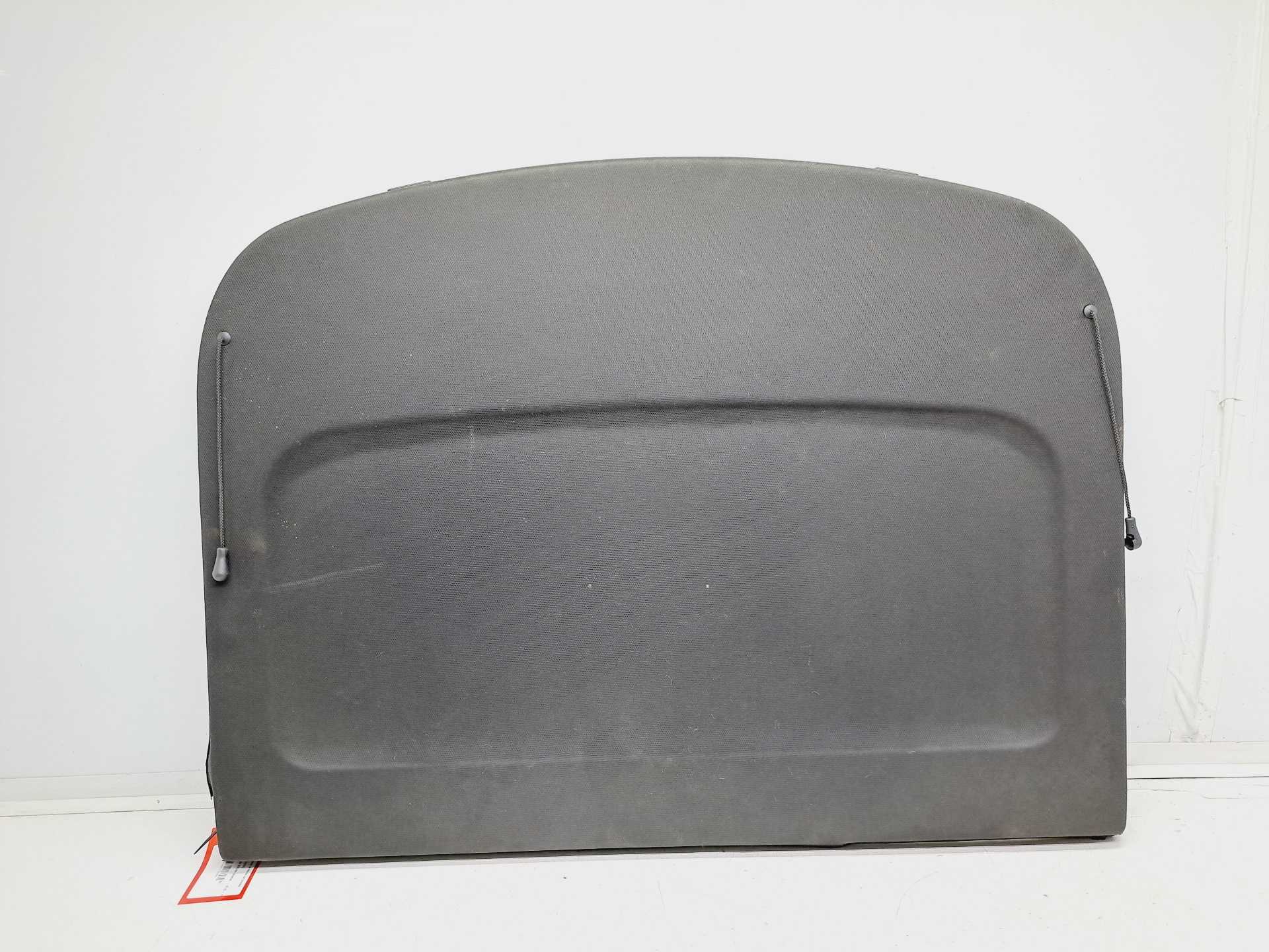 Recambio de bandeja trasera para opel insignia berlina selective referencia OEM IAM 13274647  