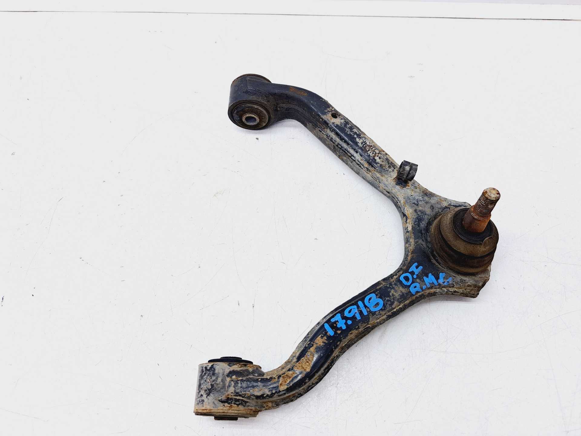 Recambio de brazo suspension superior delantero izquierdo para ssangyong kyron 2.0 referencia OEM IAM   