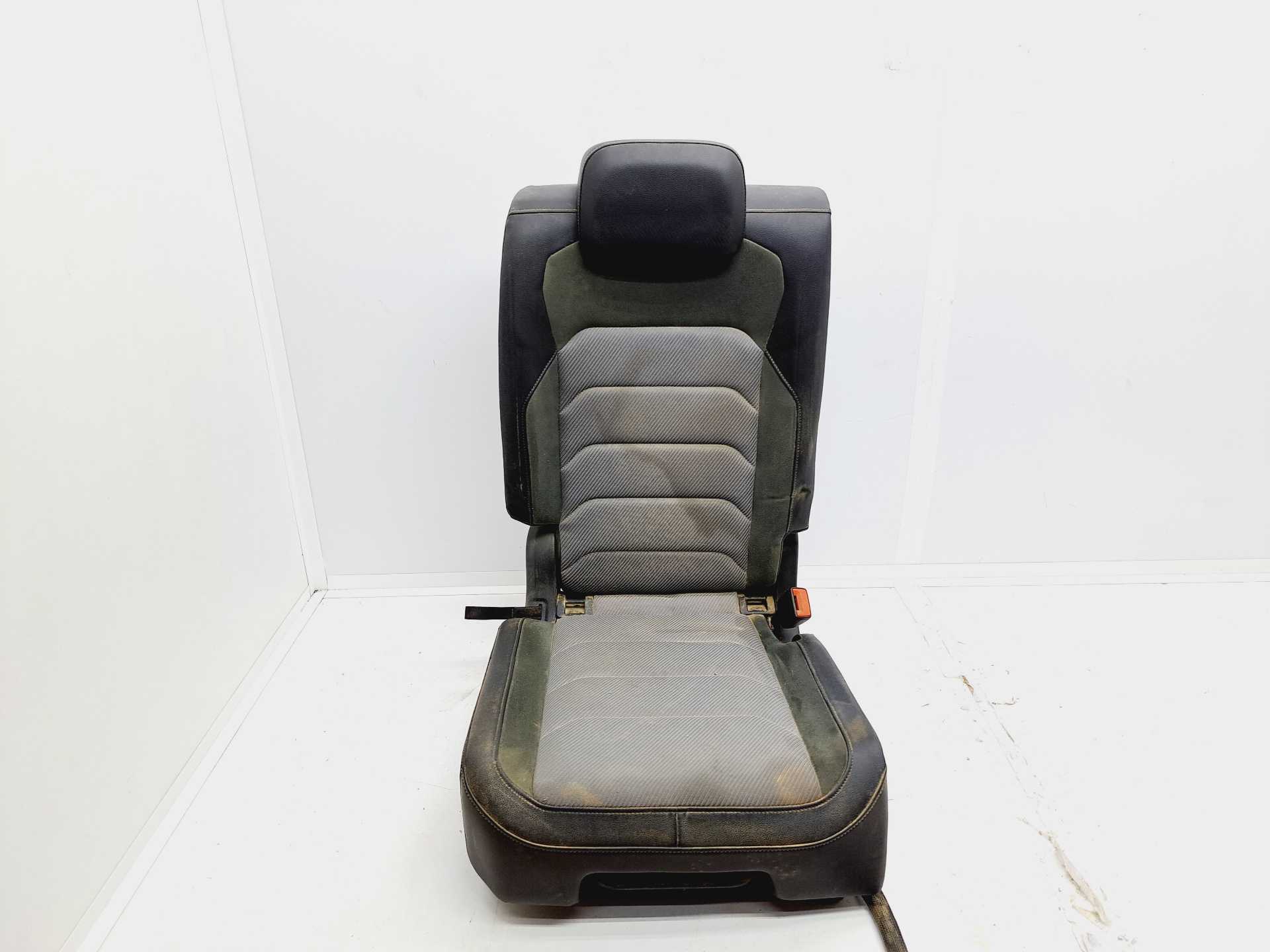 Recambio de asientos trasero izquierdo para volkswagen tiguan 2.0 tdi referencia OEM IAM M1000105802R  