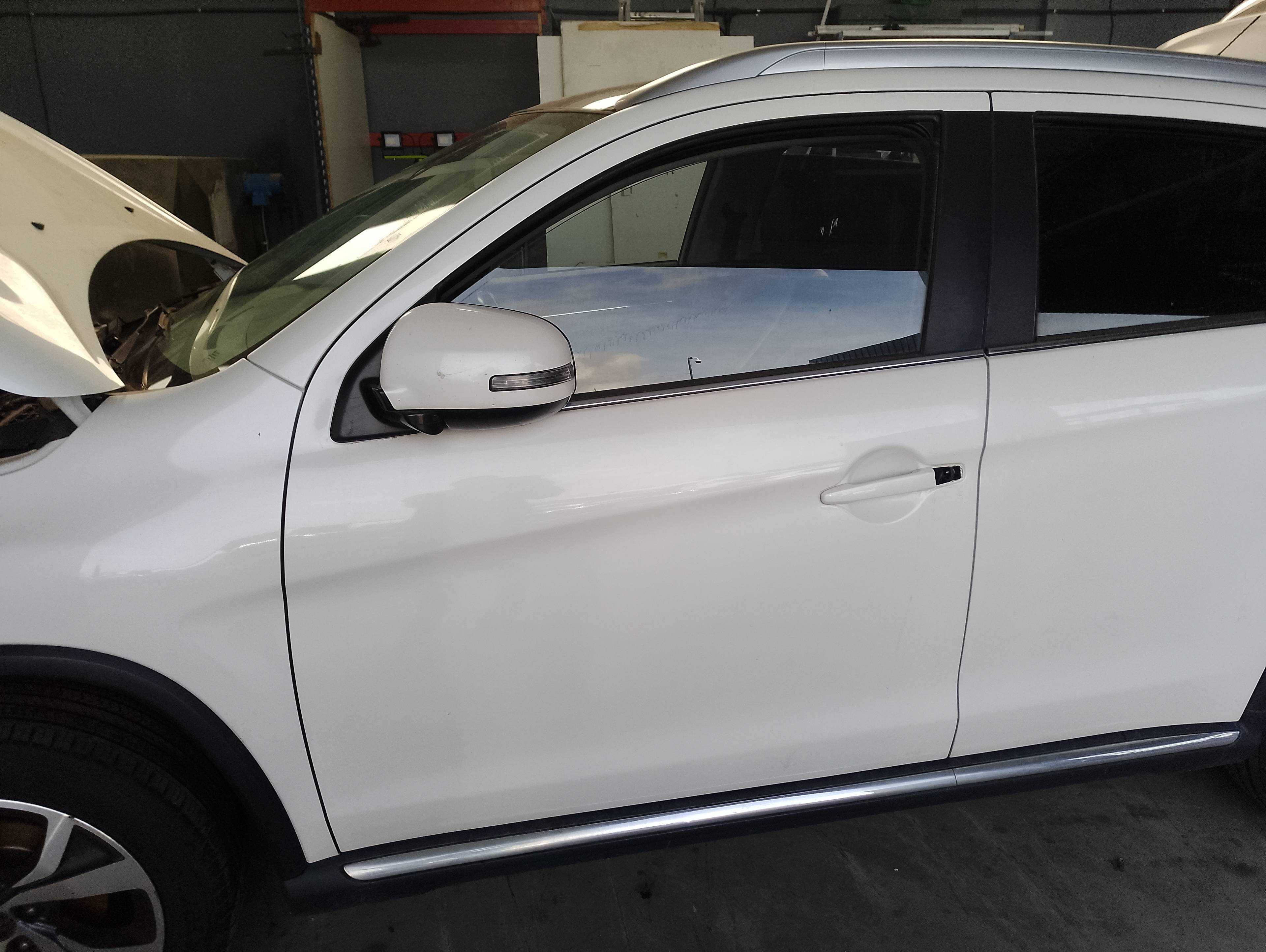 Recambio de puerta delantera izquierda para citroën c4 aircross attraction referencia OEM IAM 1607993080  