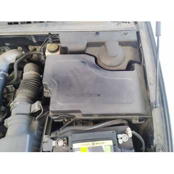 CAJA RELES / FUSIBLES 
