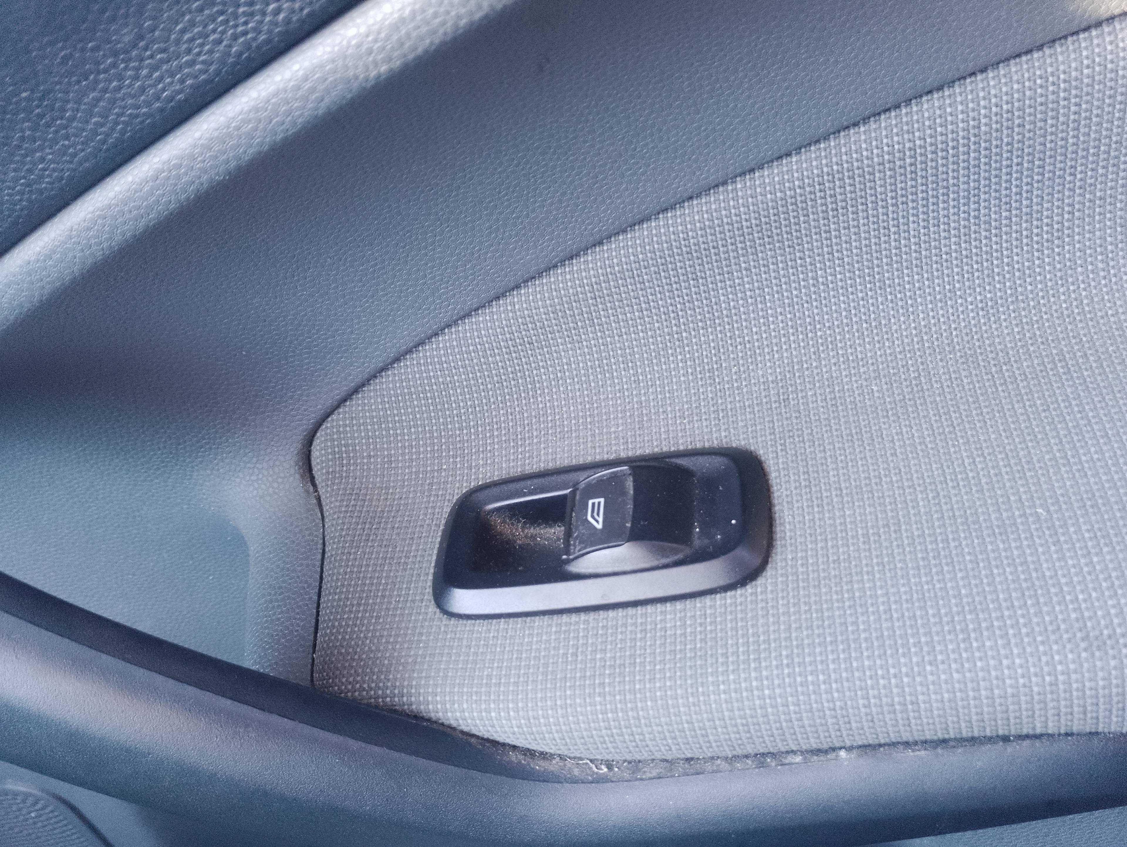 Recambio de mando elevalunas delantero derecho para ford fiesta (cb1) titanium referencia OEM IAM   