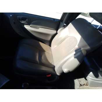 ASIENTO DELANTERO DERECHO 