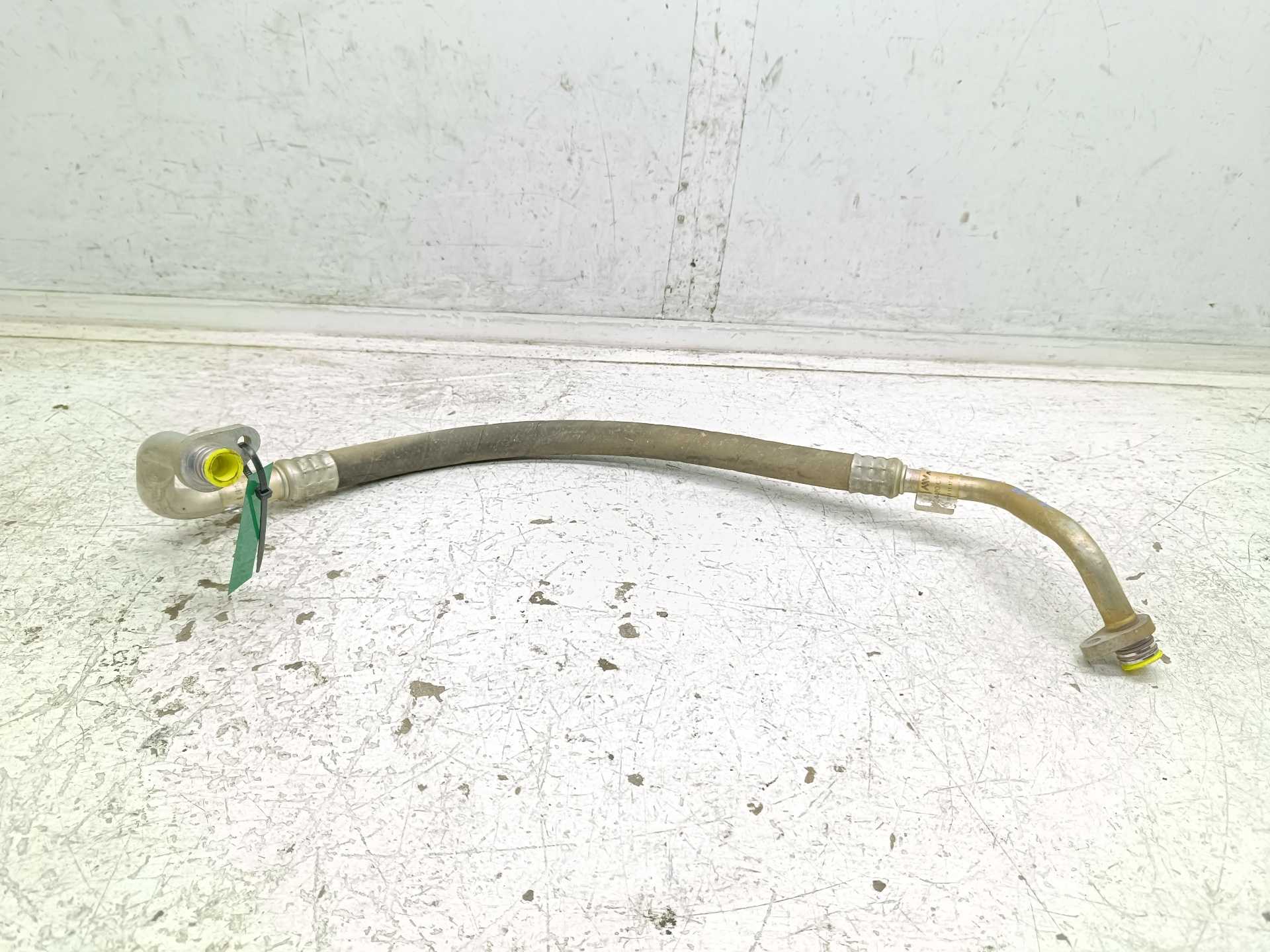 Recambio de tubos aire acondicionado para opel vivaro furgón l express referencia OEM IAM 9806559880A  