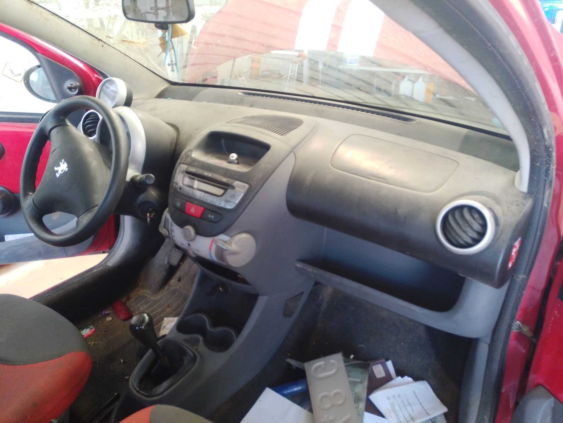 Recambio de salpicadero para peugeot 107 (pm_, pn_) 1.0 referencia OEM IAM   