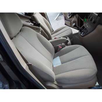 Recambio de asiento delantero derecho para kia carnival 2.9 crdi vgt active referencia OEM IAM   