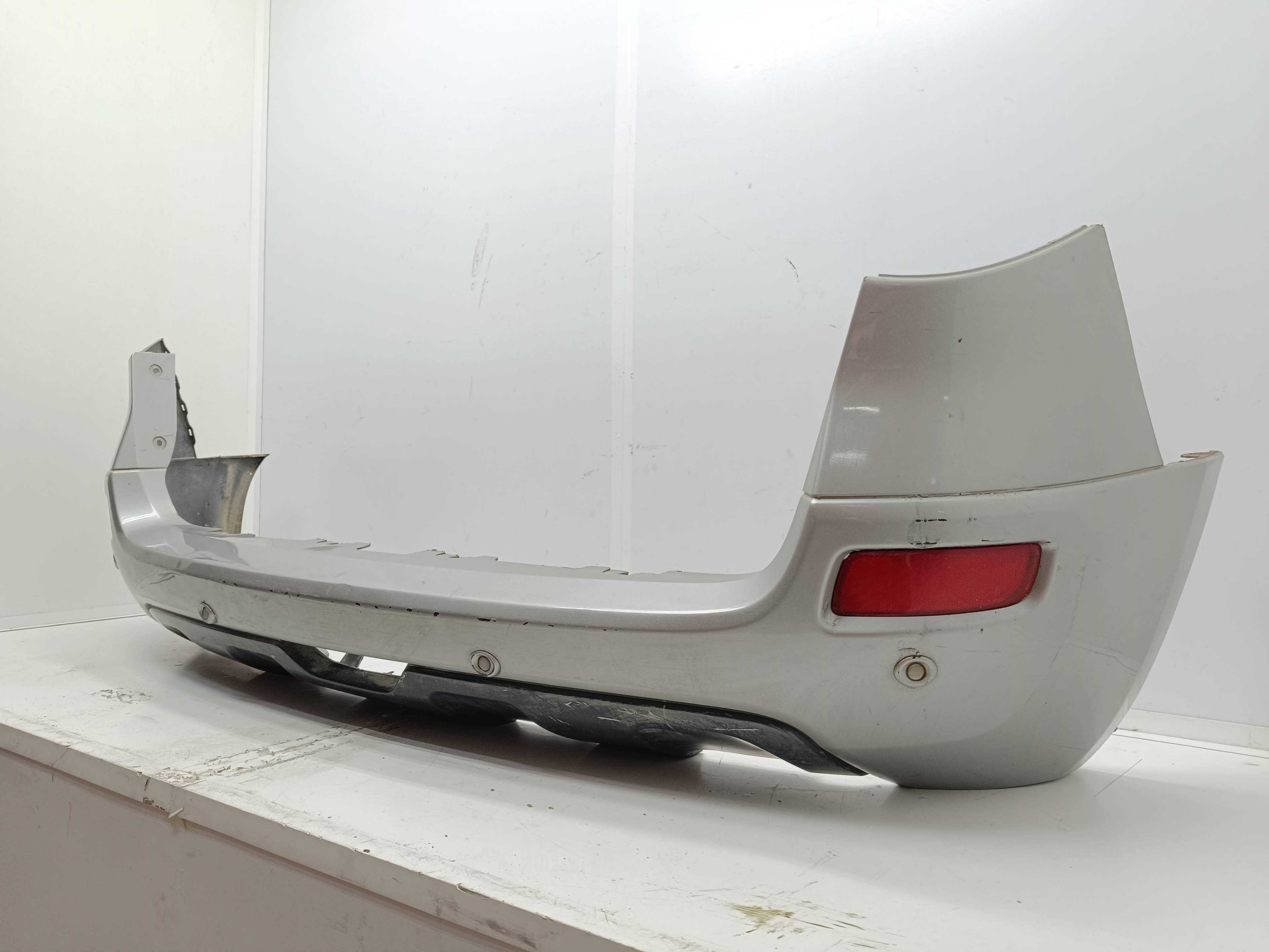 Recambio de paragolpes trasero para renault koleos bose edition referencia OEM IAM   