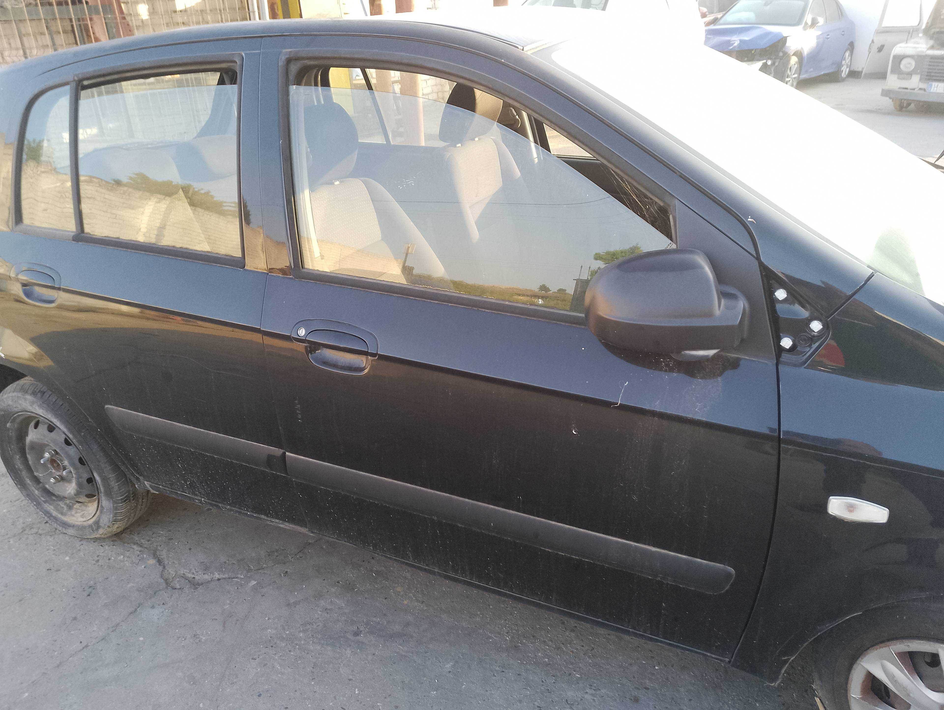 Recambio de puerta delantera derecha para hyundai getz (tb) 1.1 básico referencia OEM IAM   