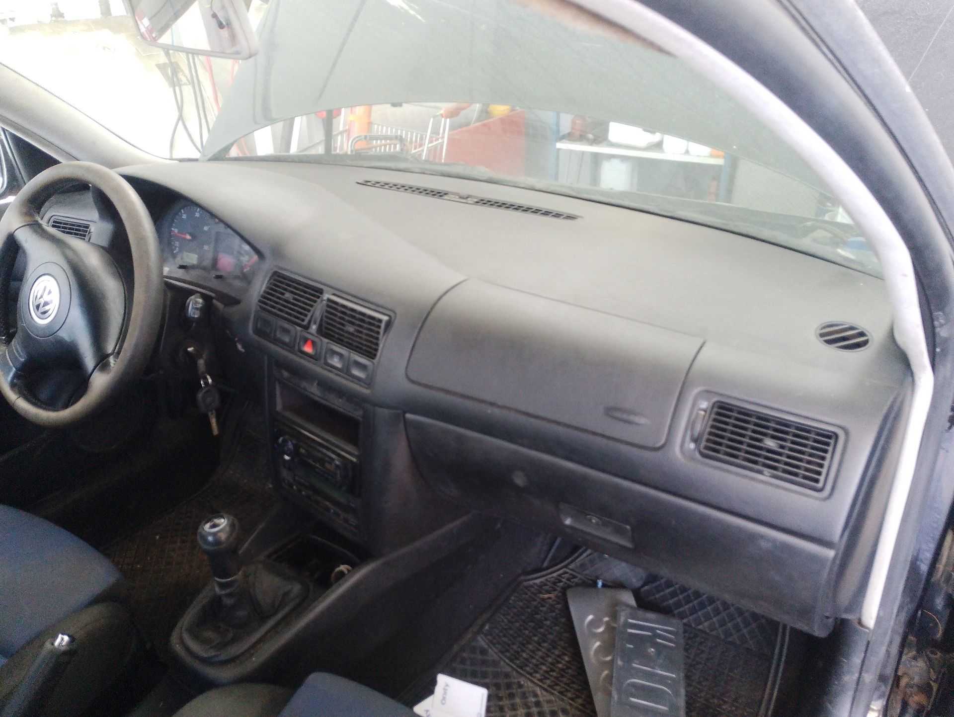 Recambio de salpicadero para volkswagen golf iv variant (1j5) 1.6 referencia OEM IAM 1J1857002B23F  
