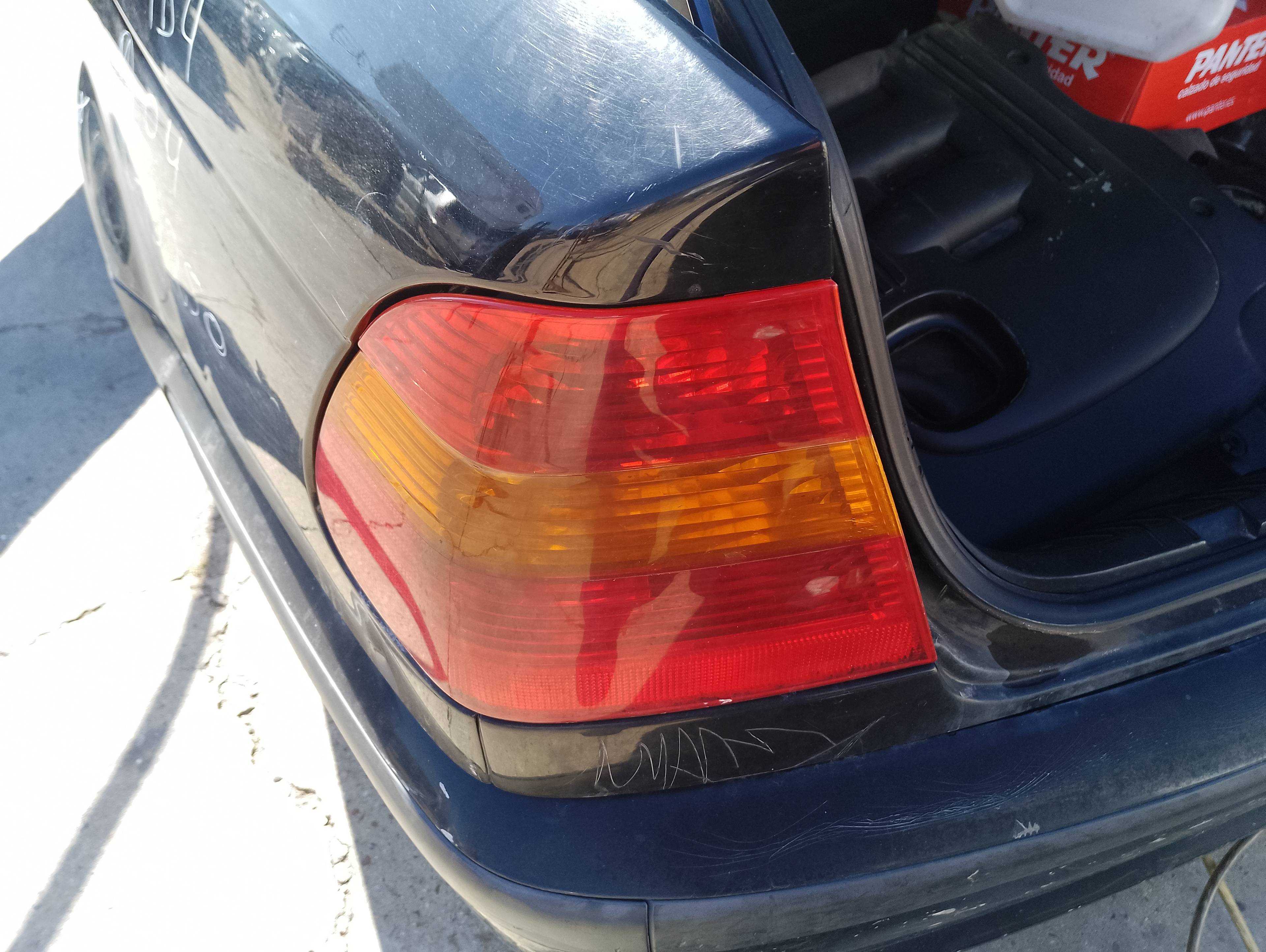 Recambio de piloto trasero izquierdo para bmw serie 3 berlina (e46) 320i referencia OEM IAM   
