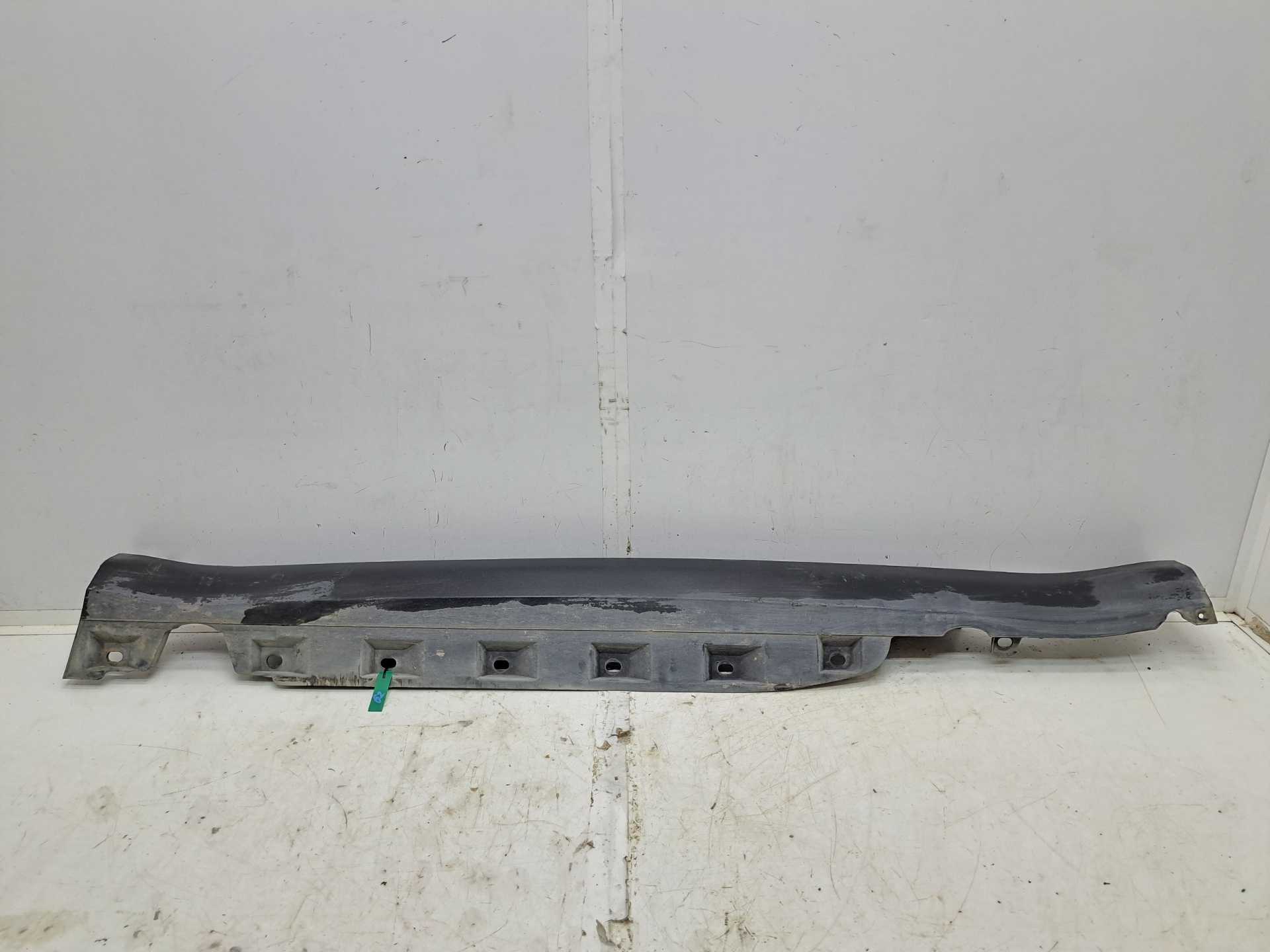 Recambio de faldon lateral para bmw mini countryman (r60) cooper d referencia OEM IAM 9801887  