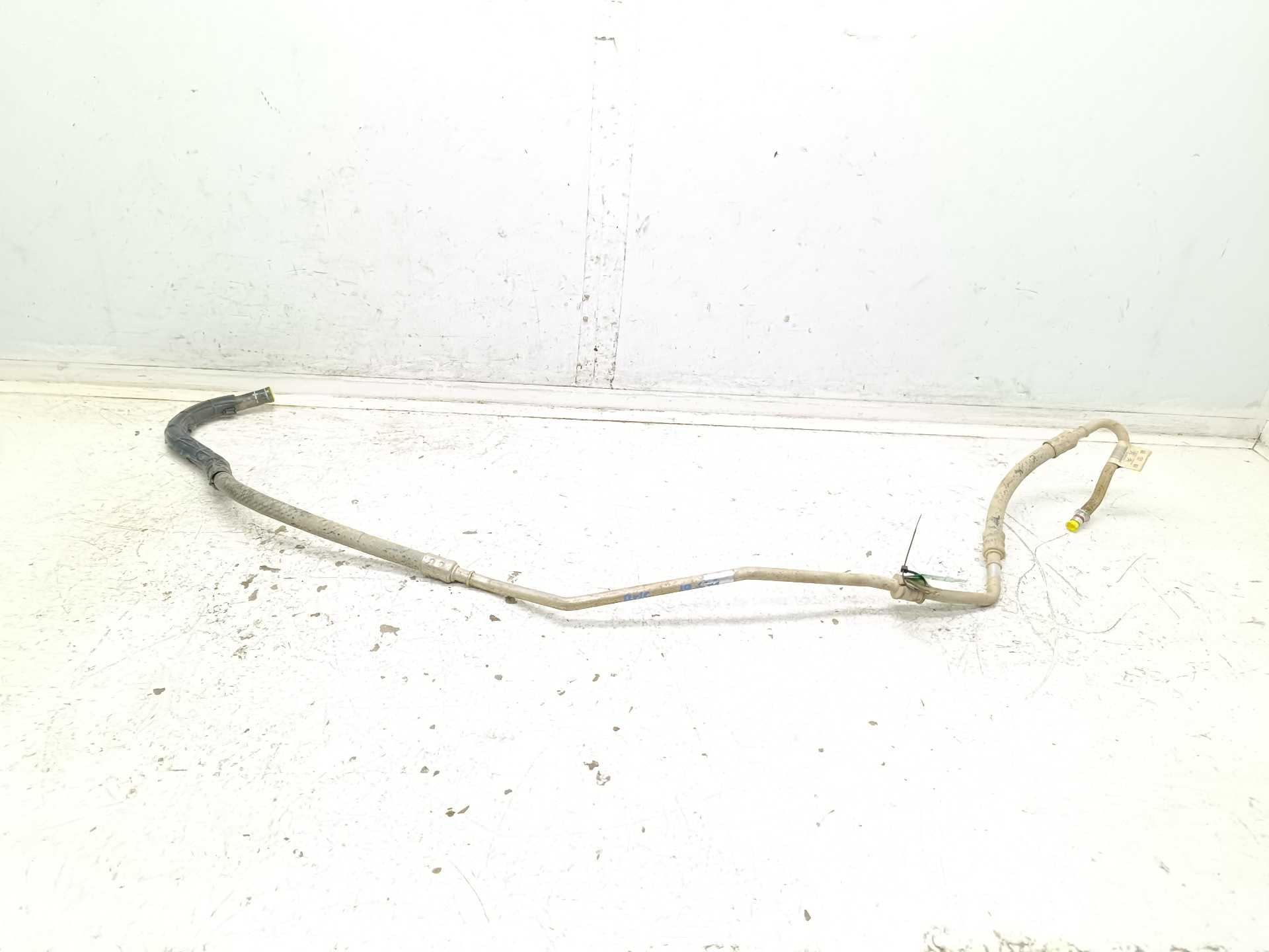 Recambio de tubos aire acondicionado para opel vivaro furgón l express referencia OEM IAM 9809510380  