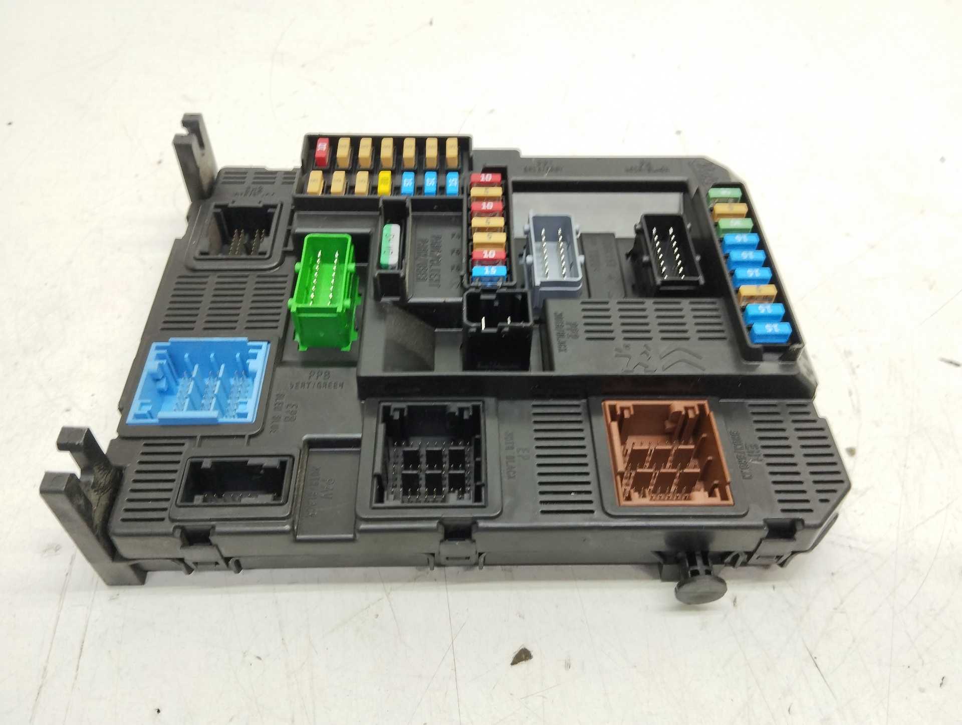 Recambio de centralita bsi para peugeot 208 1.2 12v e-vti referencia OEM IAM 9819850080 E1172508 VALEO