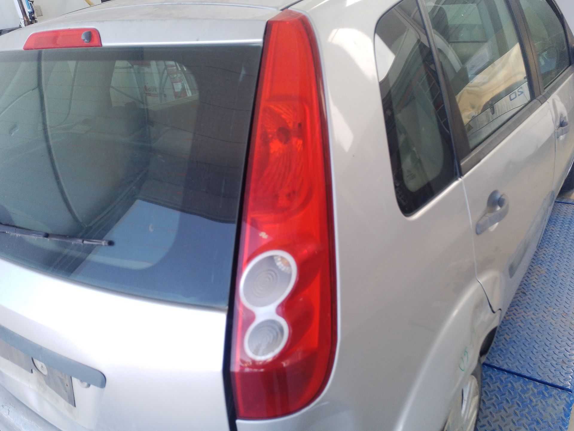 Recambio de piloto trasero derecho para ford fiesta v (jh_, jd_) 1.4 16v referencia OEM IAM 1324563  