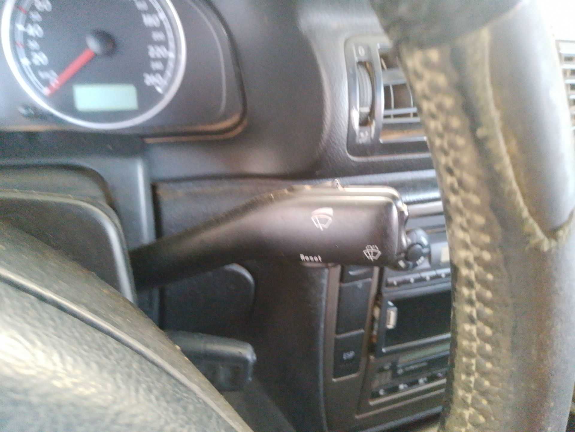 Recambio de mando limpia para volkswagen passat b5.5 (3b3) 1.9 tdi referencia OEM IAM   