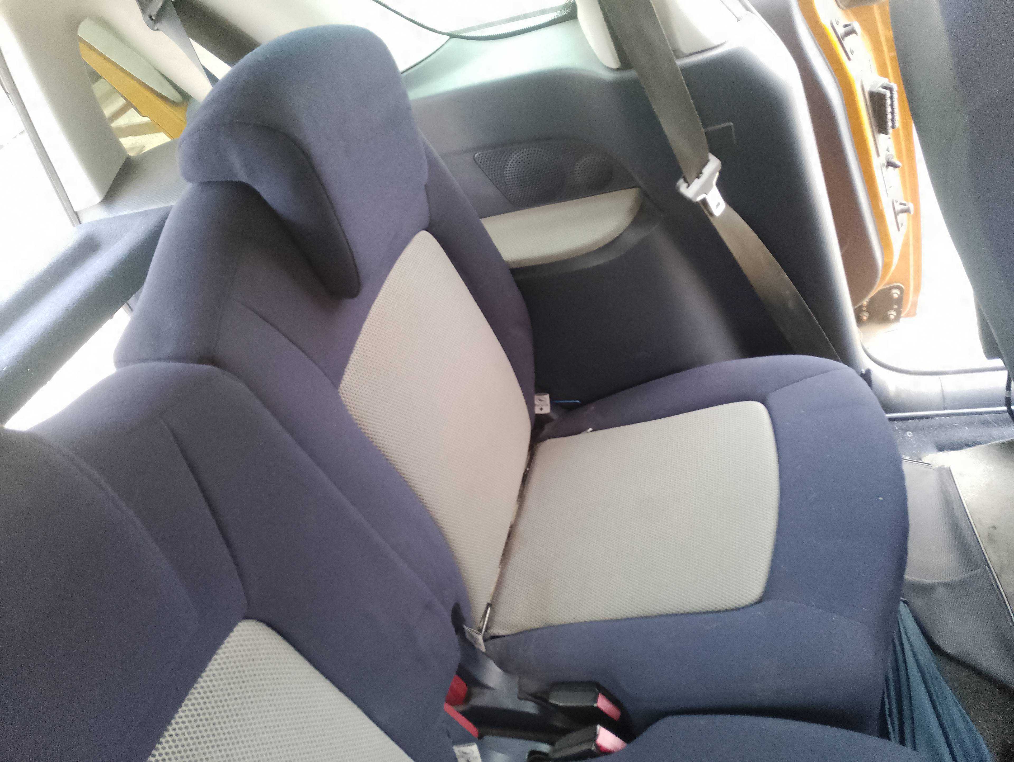 Recambio de asientos trasero izquierdo para peugeot 1007 dolce referencia OEM IAM   