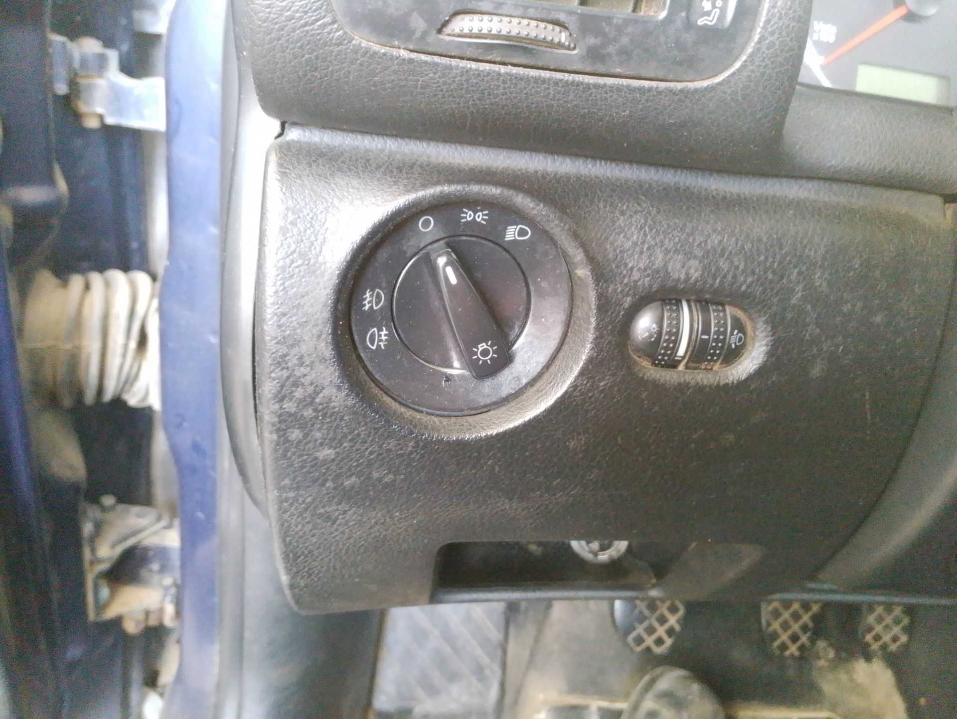 Recambio de mando luces para volkswagen passat b5.5 (3b3) 1.9 tdi referencia OEM IAM   