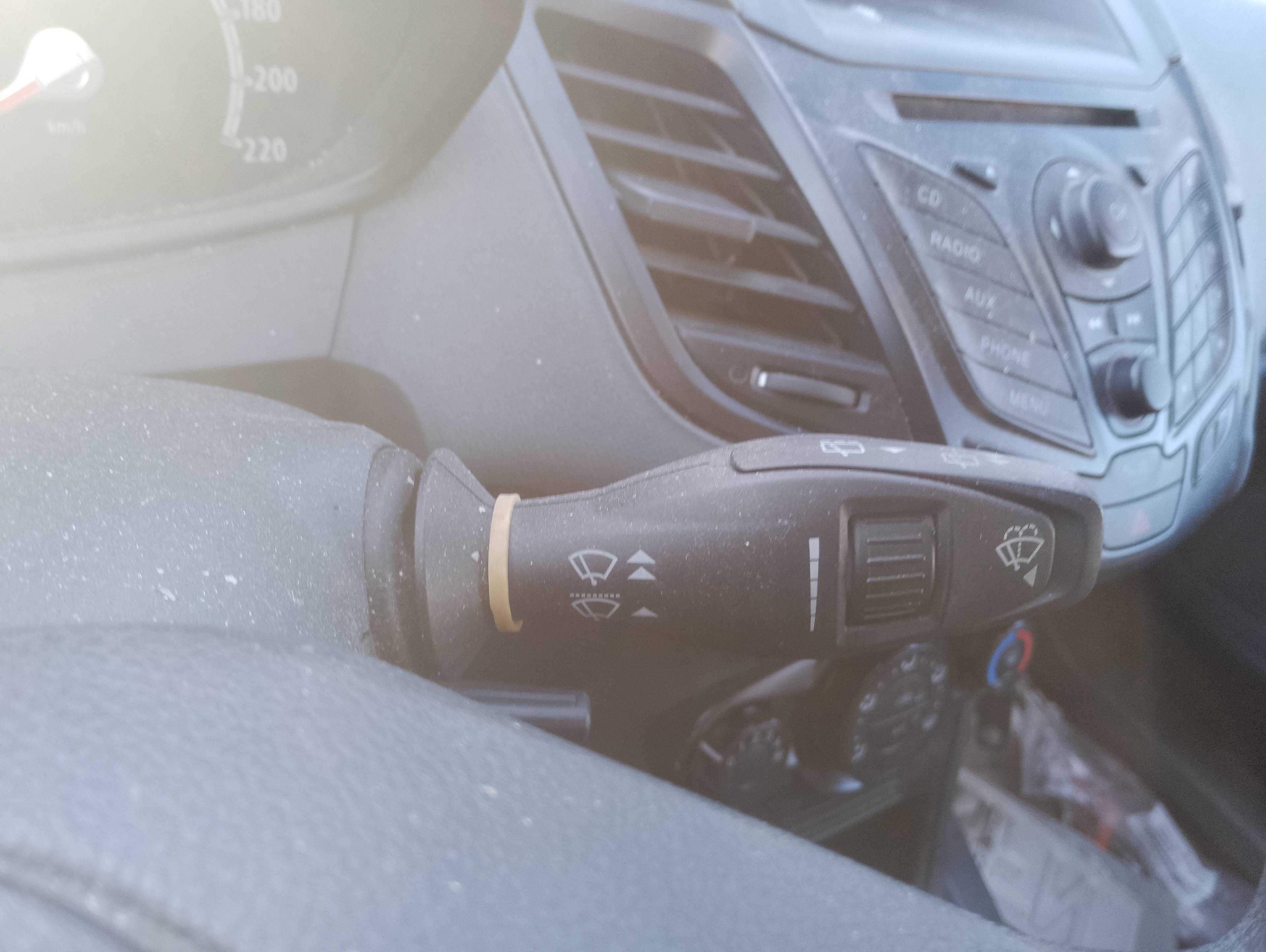 Recambio de mando limpia para ford fiesta (cb1) titanium referencia OEM IAM   