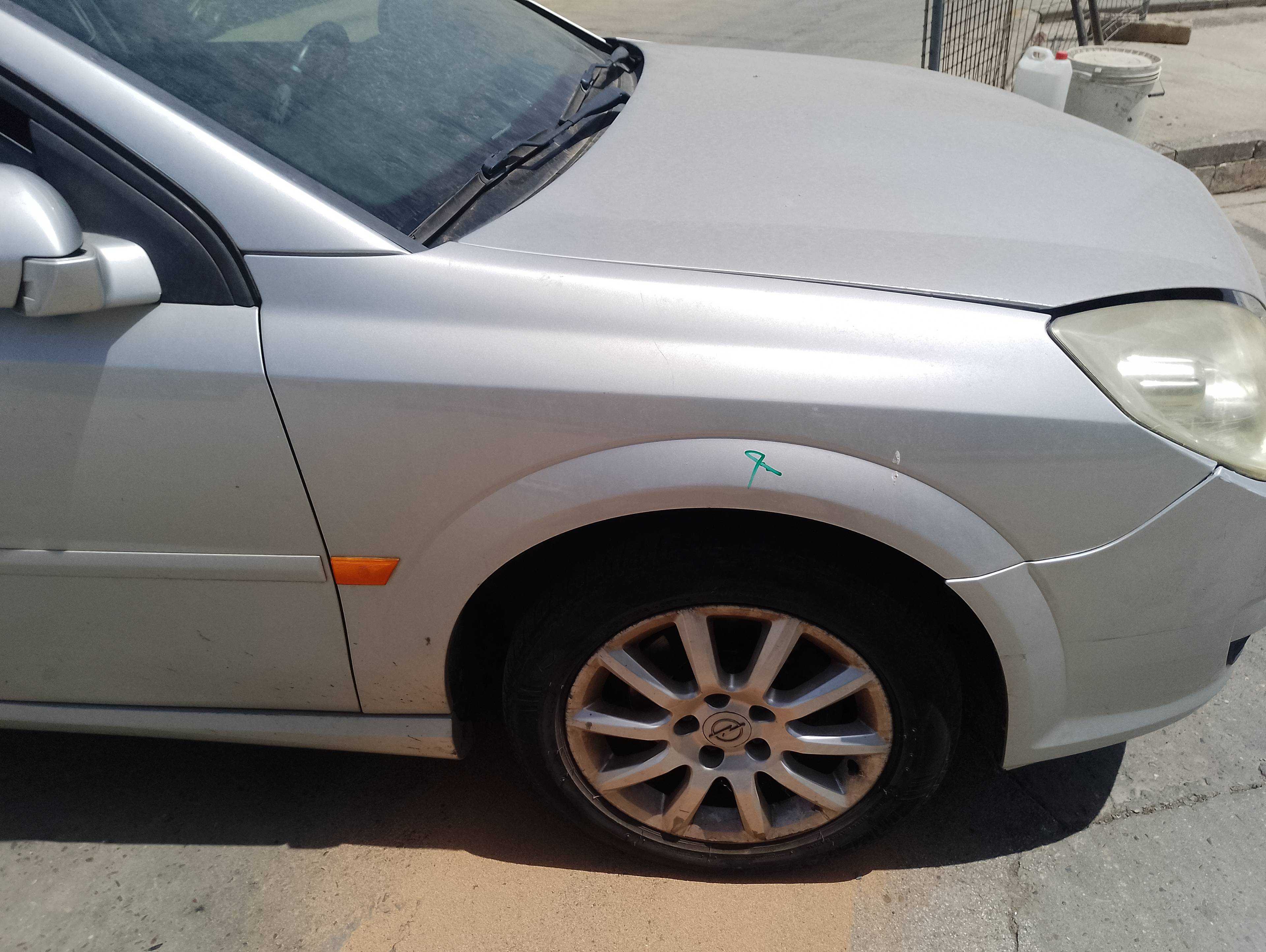 Recambio de aleta delantera derecha para opel vectra c berlina elegance referencia OEM IAM   