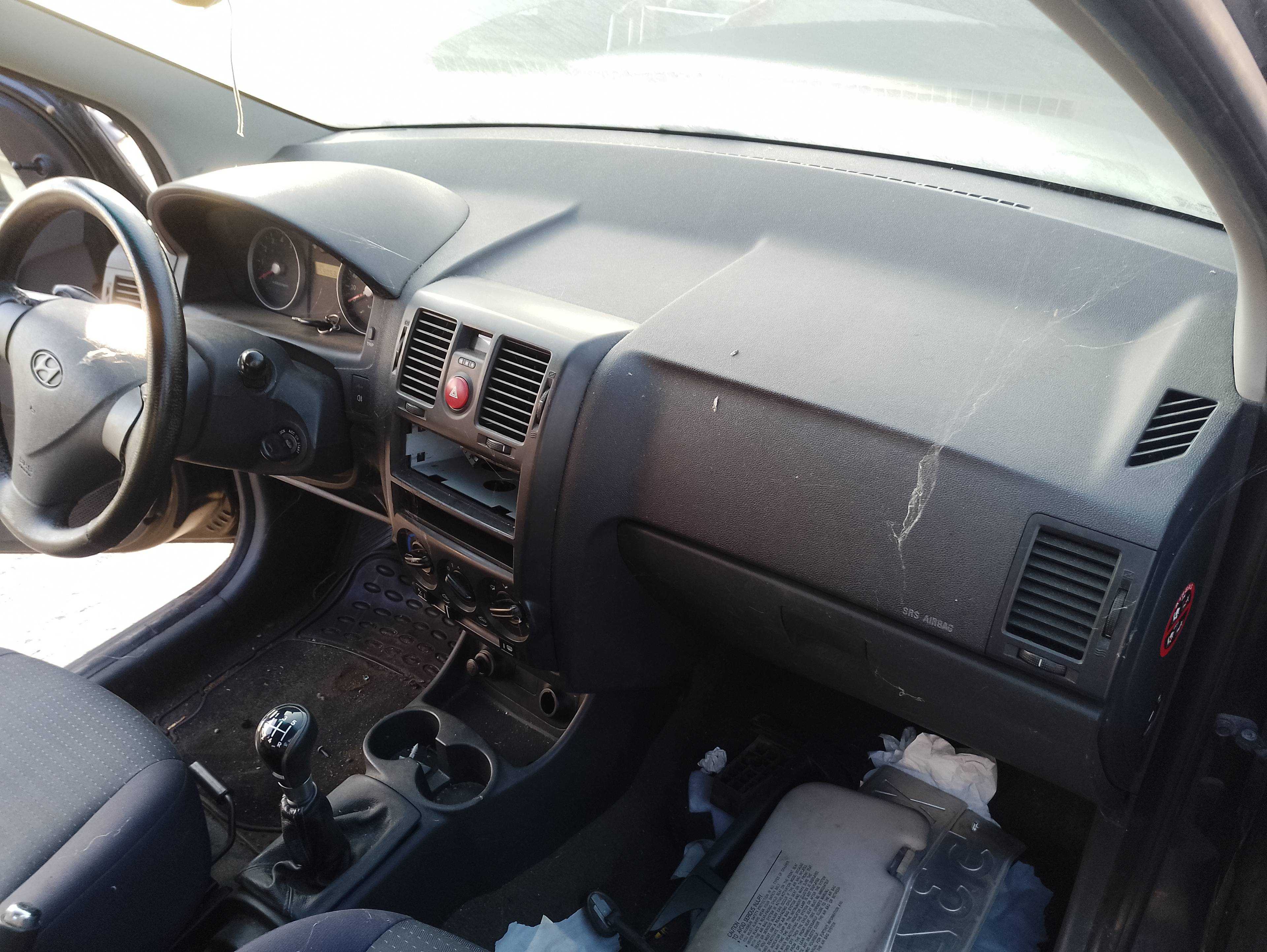 Recambio de salpicadero para hyundai getz (tb) 1.1 básico referencia OEM IAM   