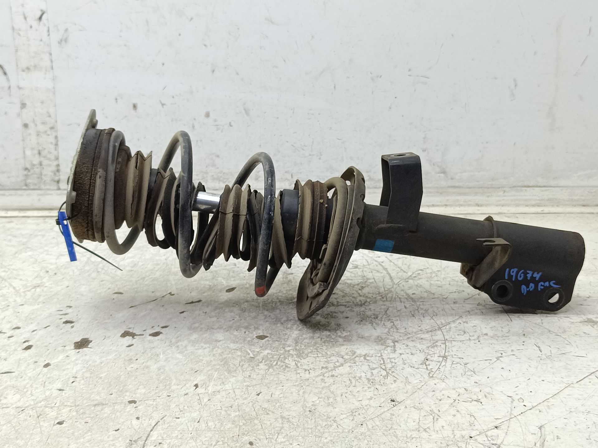 Recambio de amortiguador delantero derecho para smart forfour basis (52kw) (453.042) referencia OEM IAM   