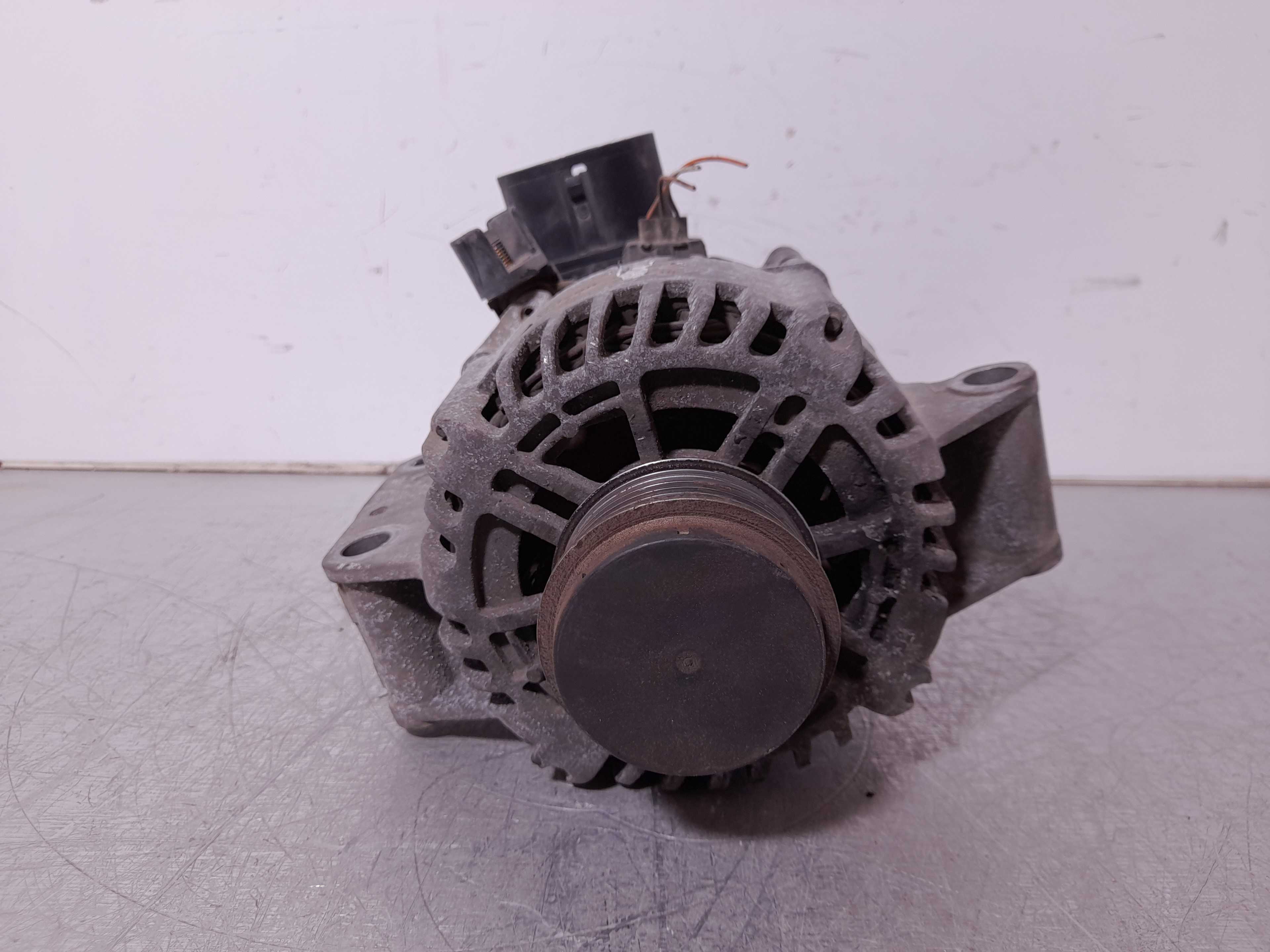 Recambio de alternador para ford mondeo berlina (ge) ambiente (06.2003) (d) referencia OEM IAM  VISTEON 1478608