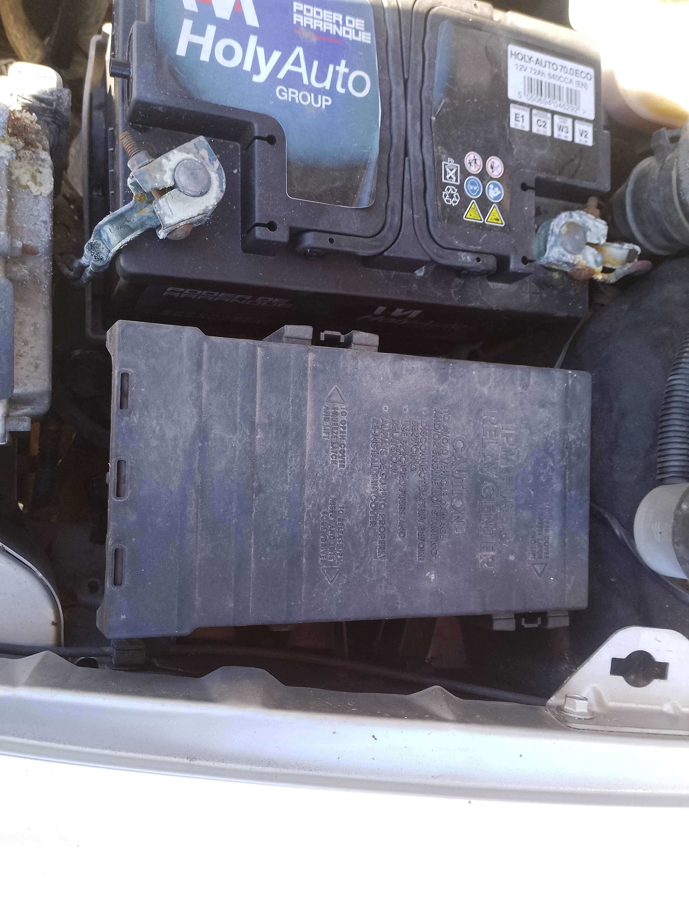 Recambio de caja reles / fusibles para chrysler voyager (rg) 2.5 crd executive referencia OEM IAM   