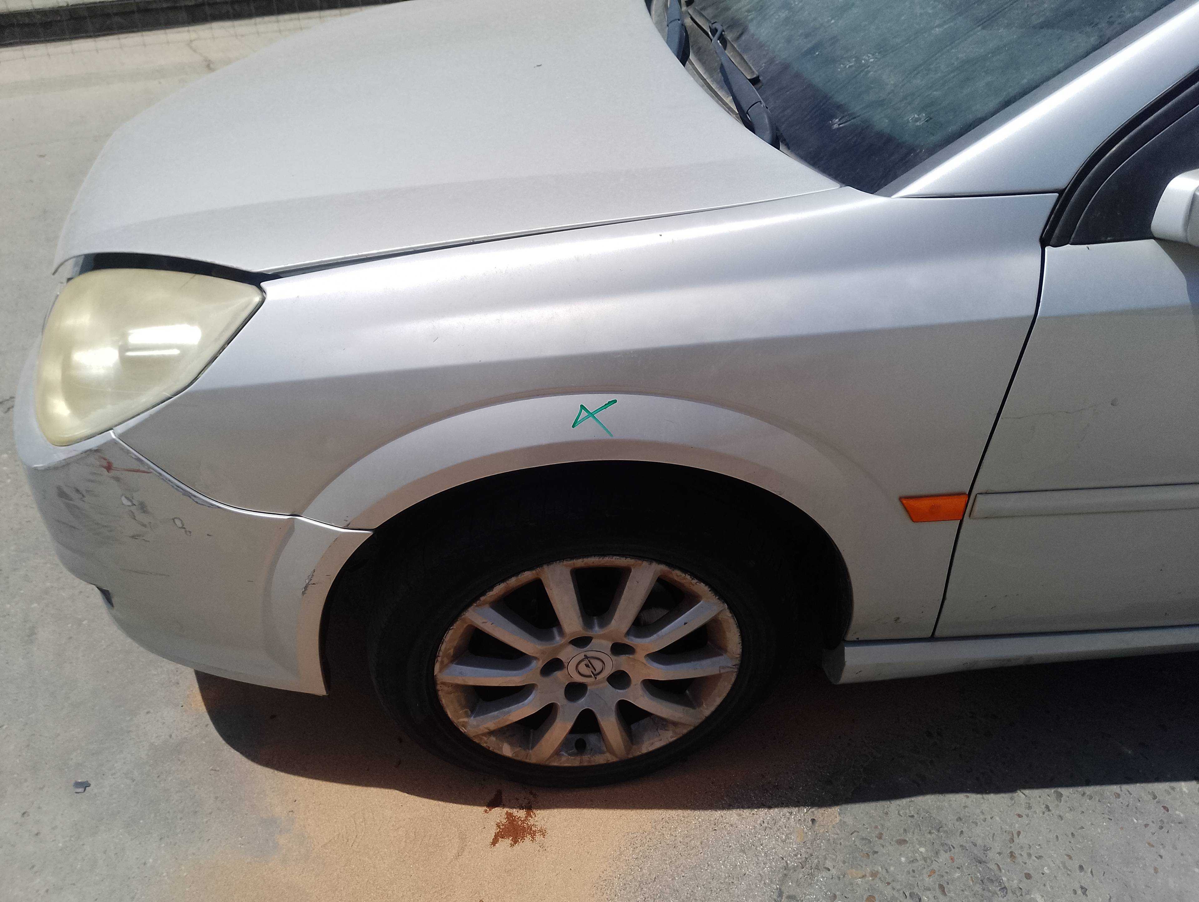 Recambio de aleta delantera izquierda para opel vectra c berlina elegance referencia OEM IAM   