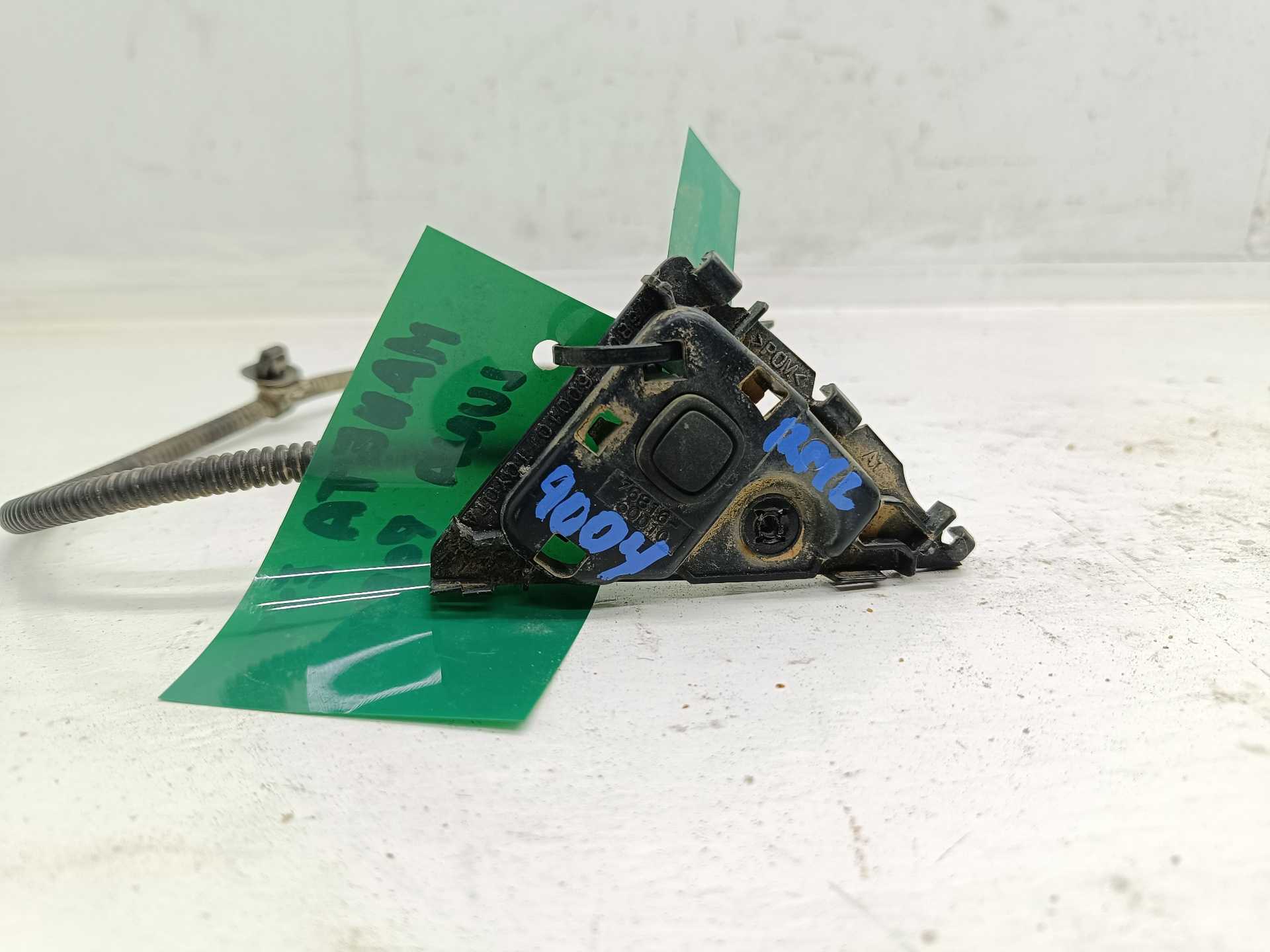 Recambio de cerradura luna porton trasero para toyota land cruiser (j15) life referencia OEM IAM   