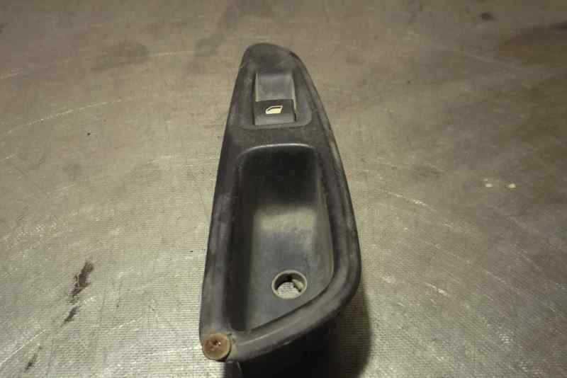 Recambio de mando elevalunas trasero izquierdo para peugeot 308 premium referencia OEM IAM 9656585XT  