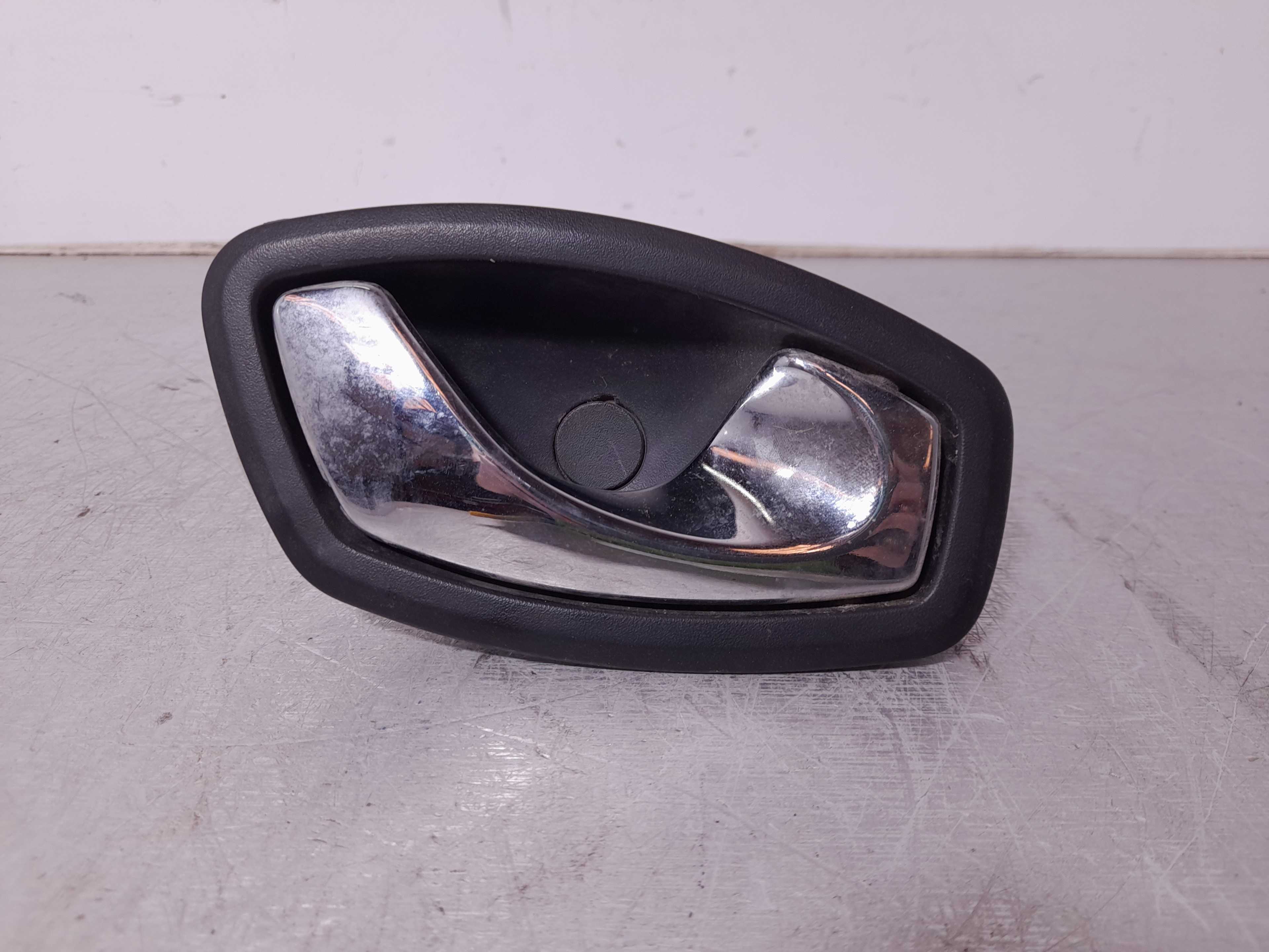 Recambio de maneta interior trasera derecha para renault megane iii sport tourer business referencia OEM IAM 826720001R  