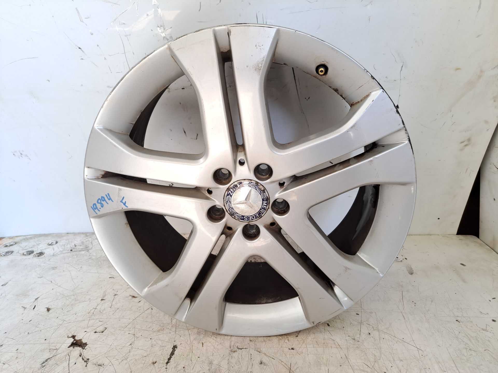 Recambio de llanta para mercedes-benz clase gl (x164) 350 bluetec (164.824) referencia OEM IAM r19 a1644014802 