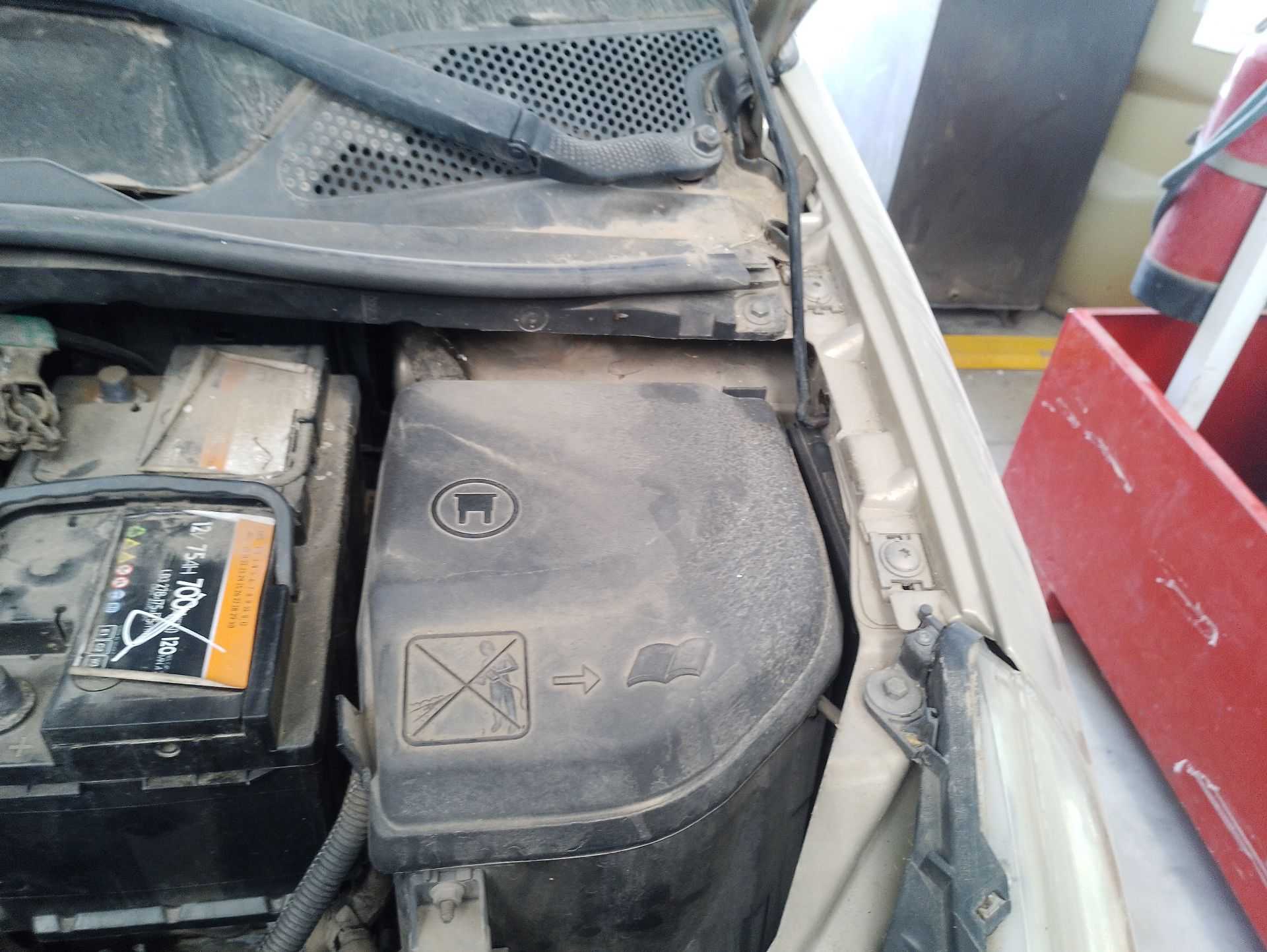 Recambio de caja reles / fusibles para citroën c4 i (lc_) 1.6 hdi referencia OEM IAM 6500CK  