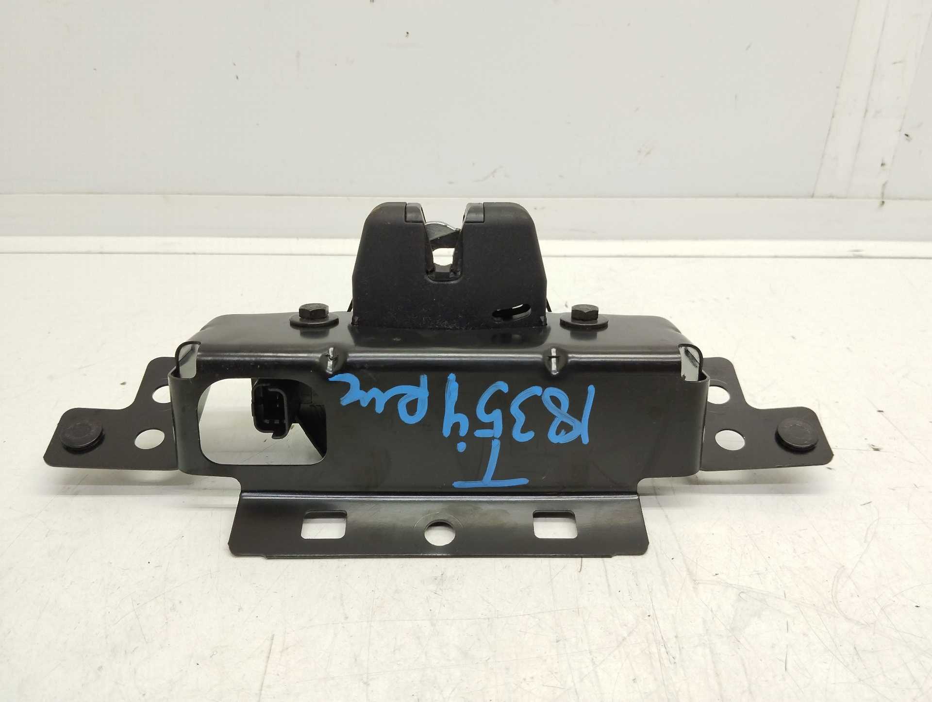 Recambio de cerradura maletero / porton para peugeot 208 1.2 12v e-vti referencia OEM IAM   