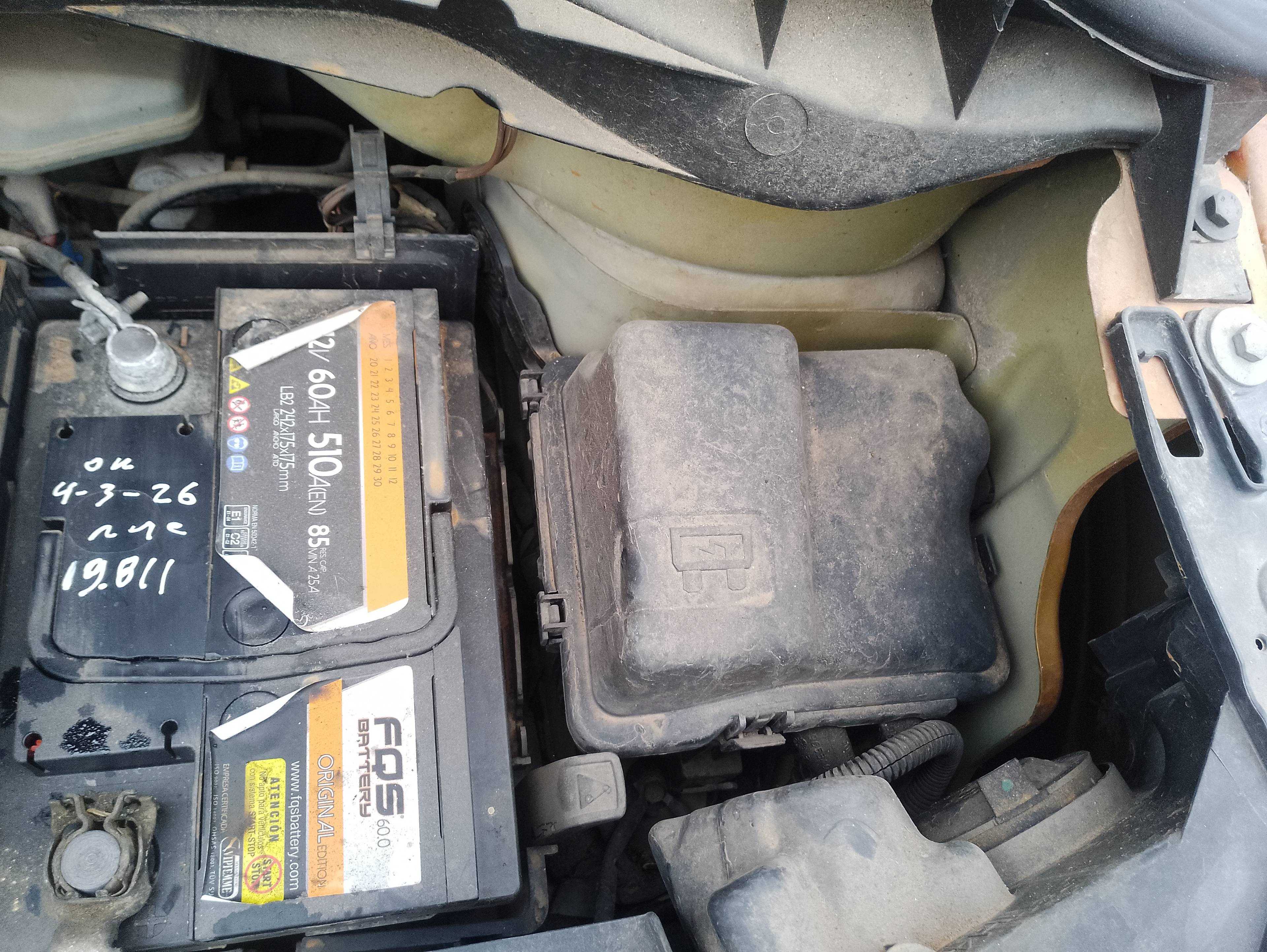 Recambio de caja reles / fusibles para peugeot 1007 dolce referencia OEM IAM   